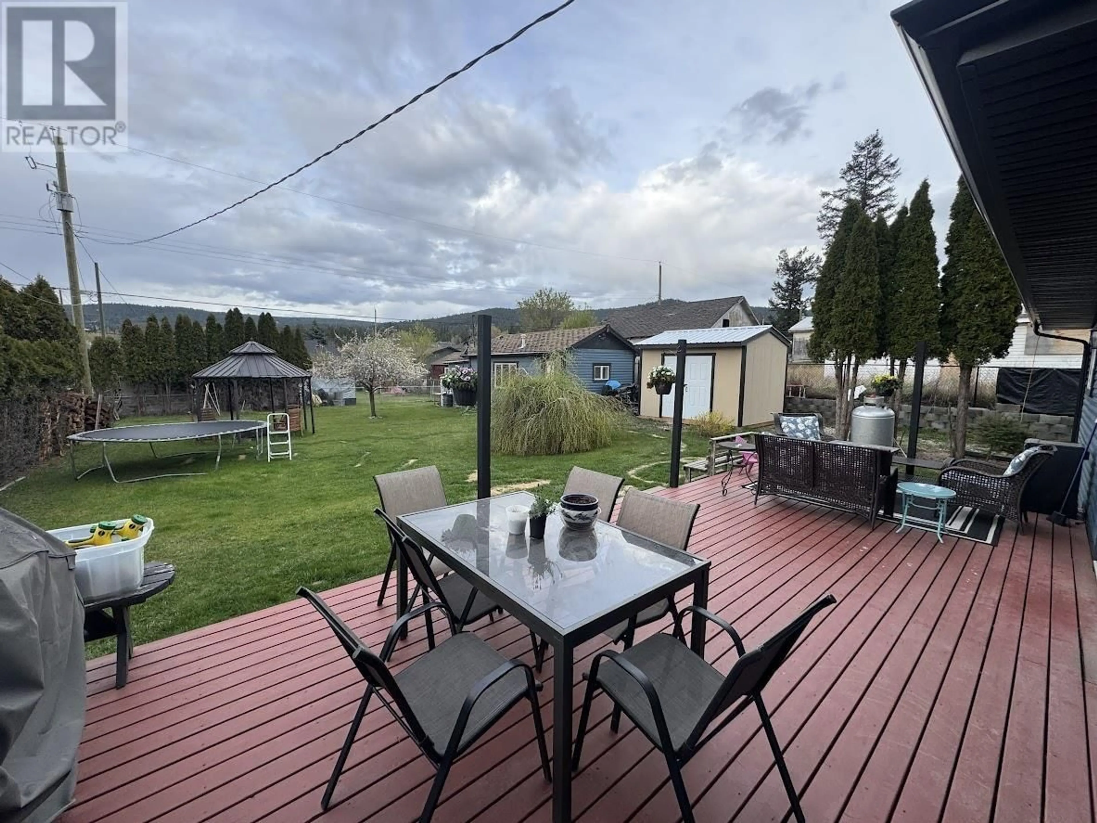 Patio, water/lake/river/ocean view for 2018 MACKENZIE AVENUE, Williams Lake British Columbia V2G1P3