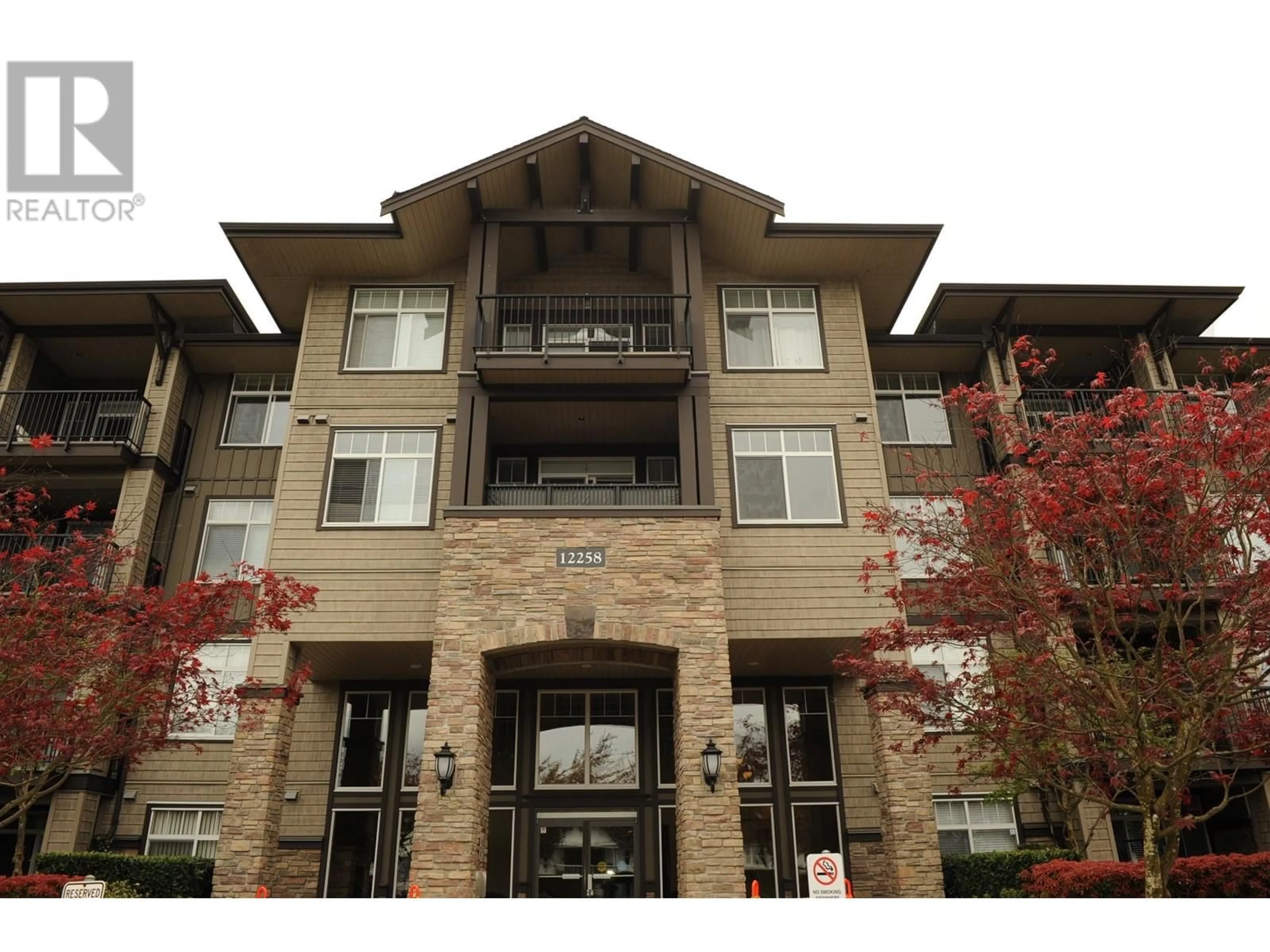 Indoor foyer for 427 - 12258 224 STREET, Maple Ridge British Columbia V2X8Y7