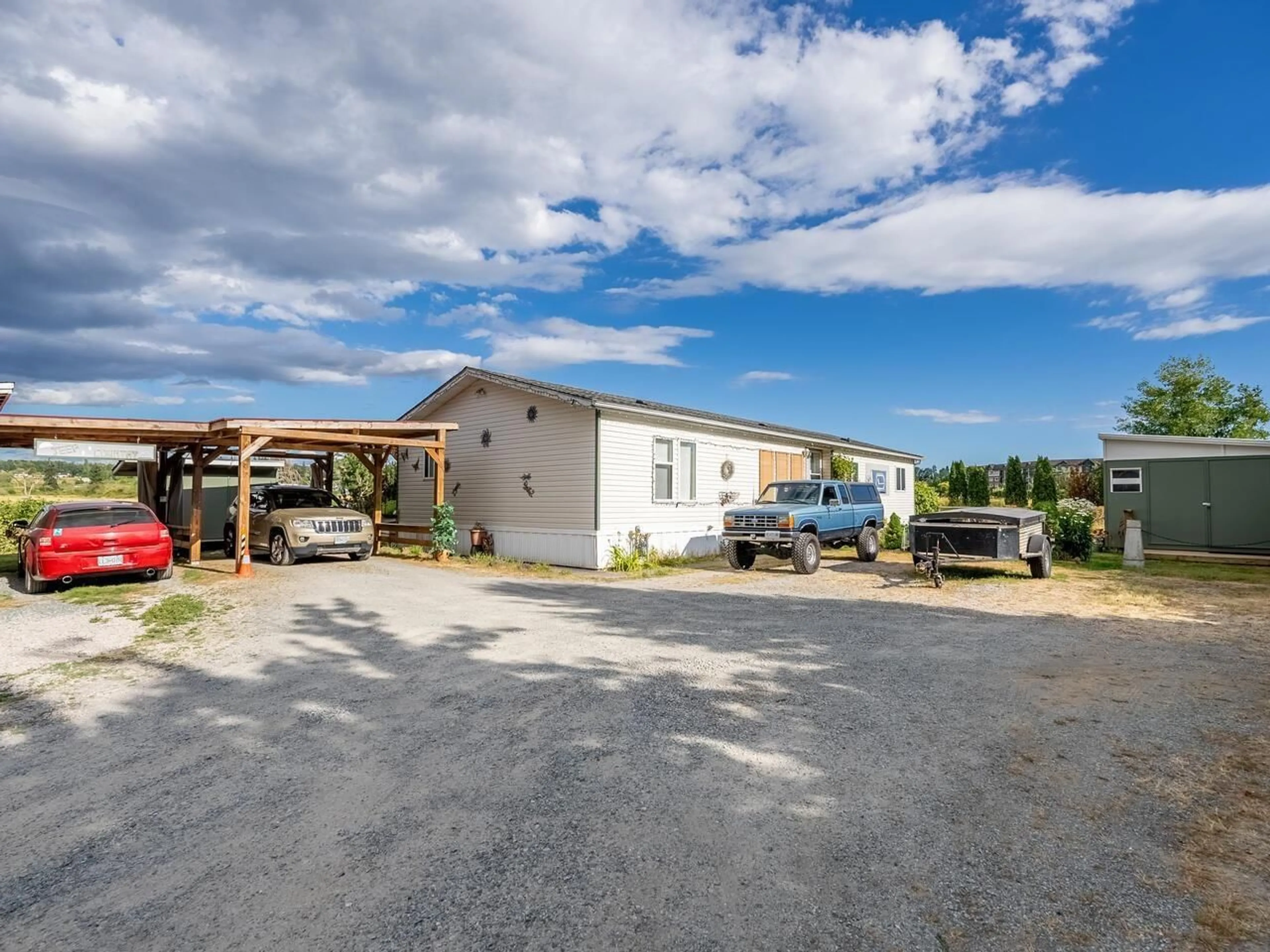 A pic from outside/outdoor area/front of a property/back of a property/a pic from drone, street for 5316 216, Langley British Columbia V2Y1Y2