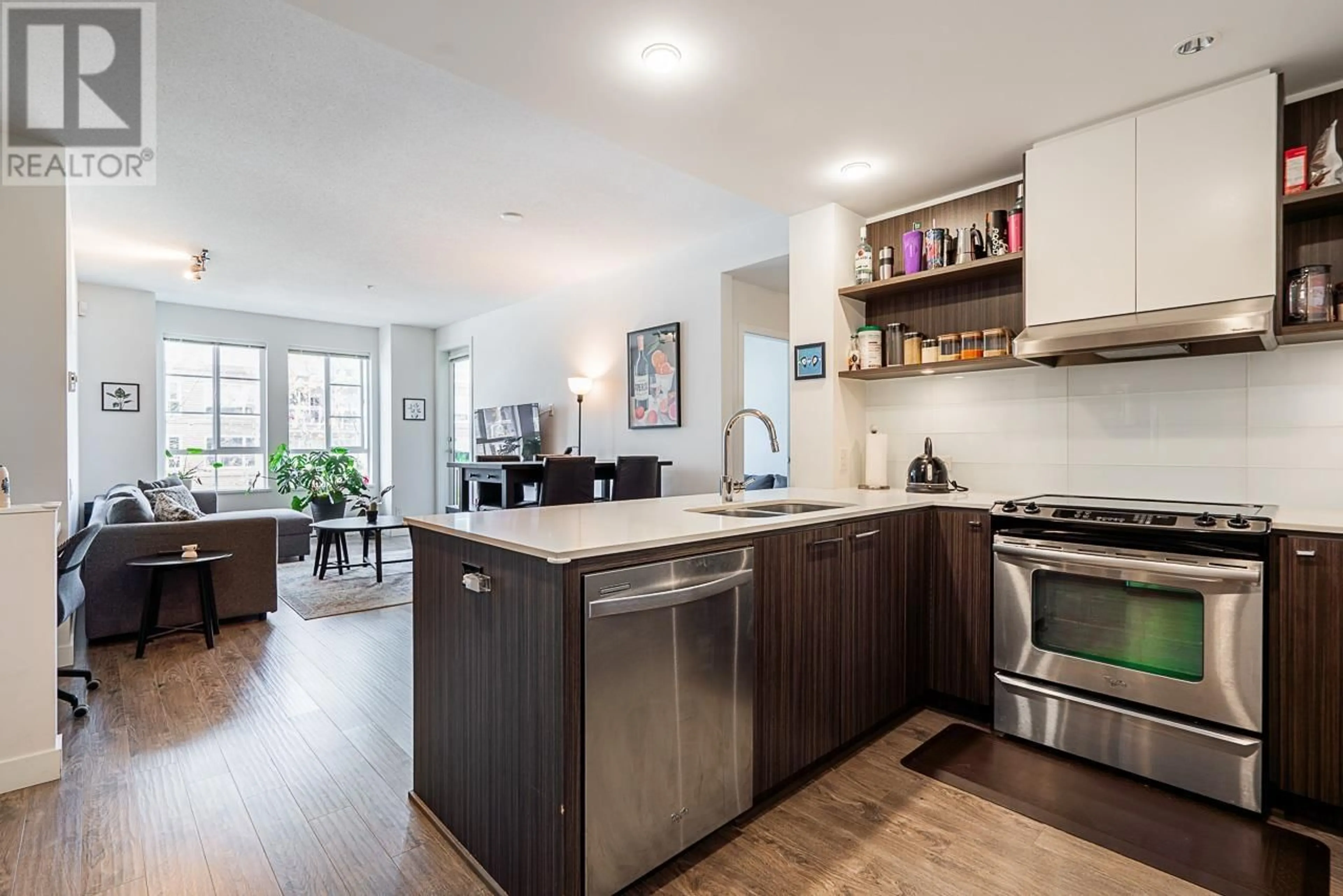 Open concept kitchen, unknown for 303 - 545 FOSTER AVENUE, Coquitlam British Columbia V3J0B3