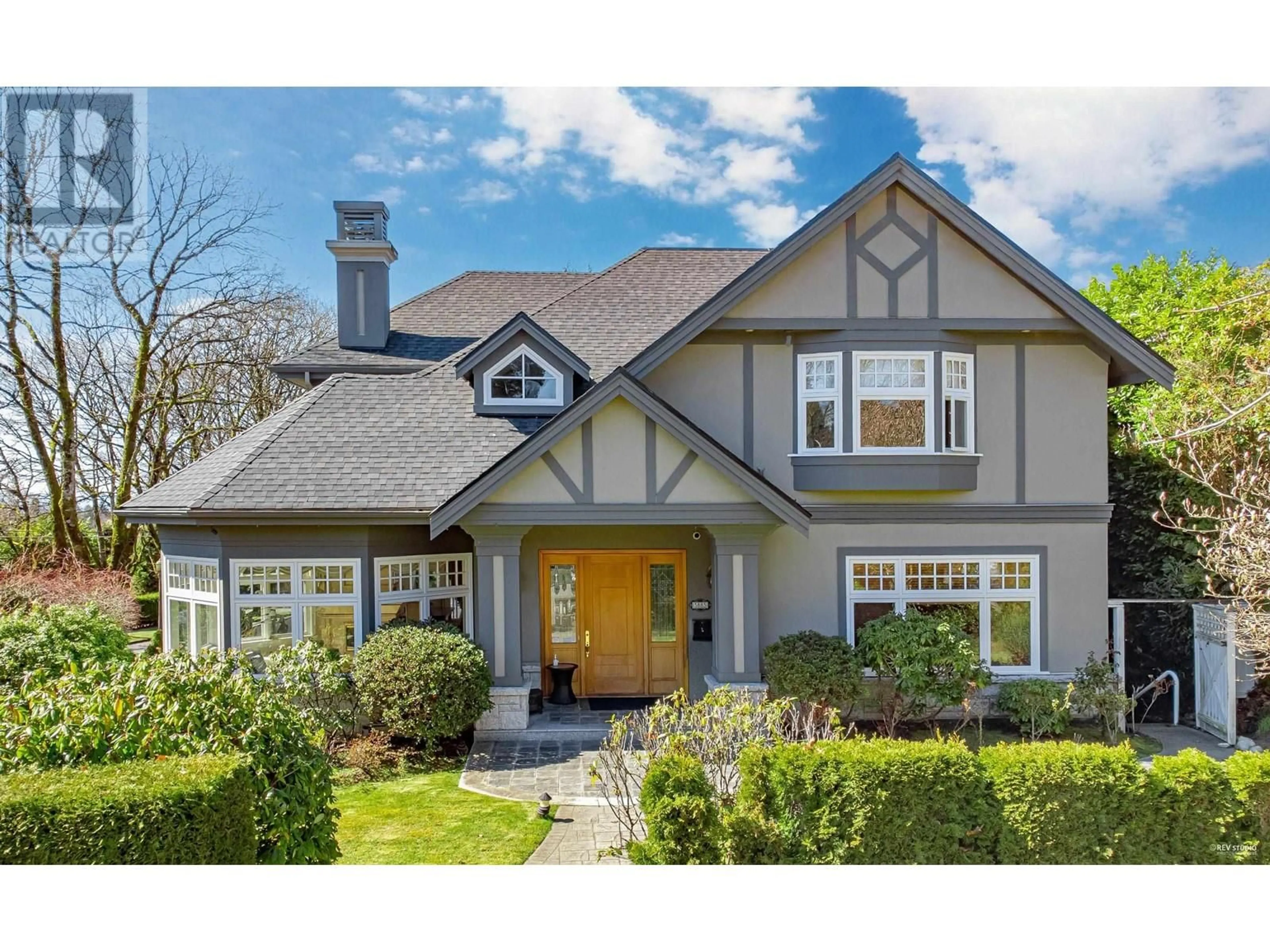 Home with vinyl exterior material, street for 5885 ANGUS DRIVE, Vancouver British Columbia V6M3N7