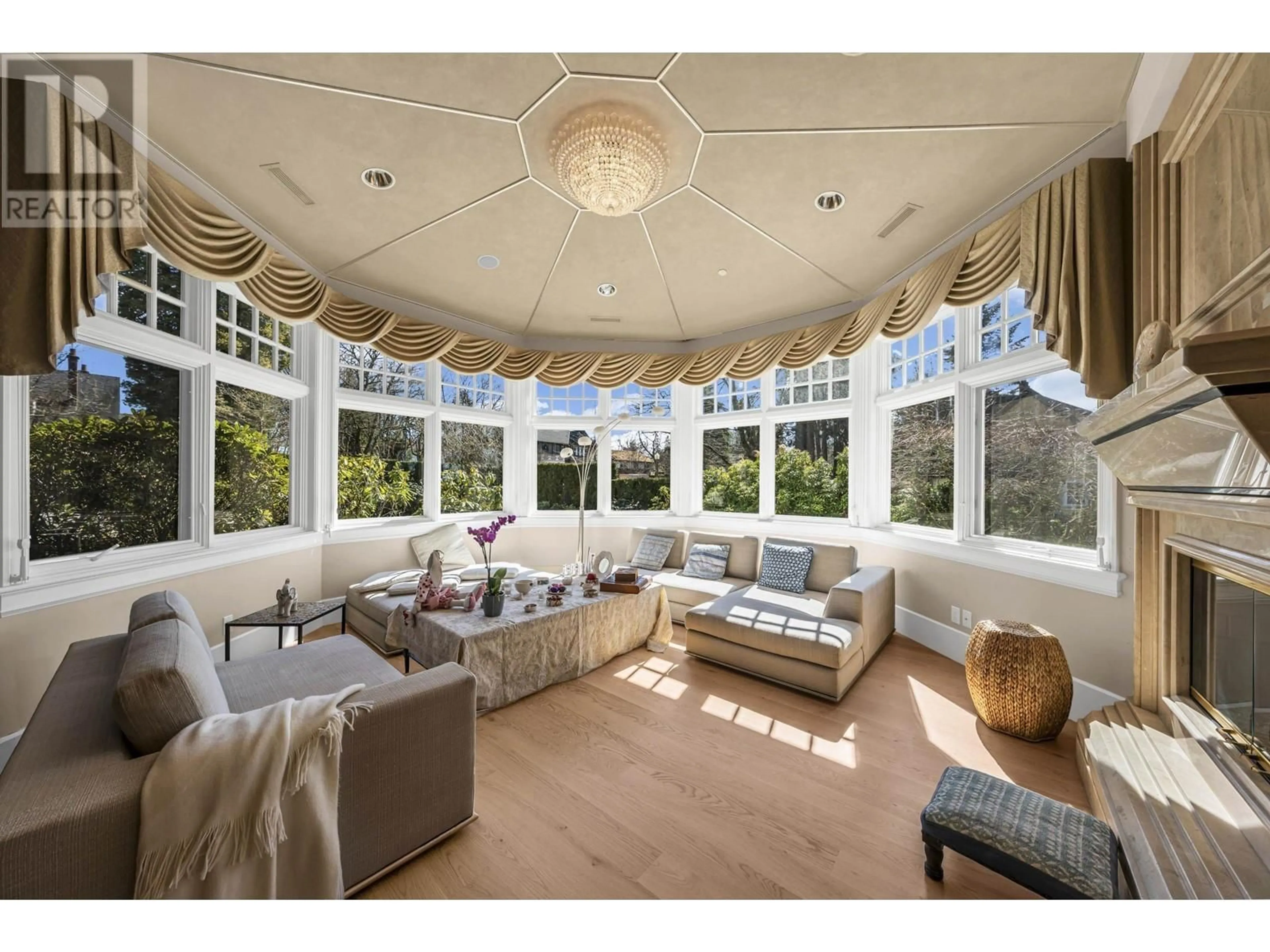 Unknown for 5885 ANGUS DRIVE, Vancouver British Columbia V6M3N7