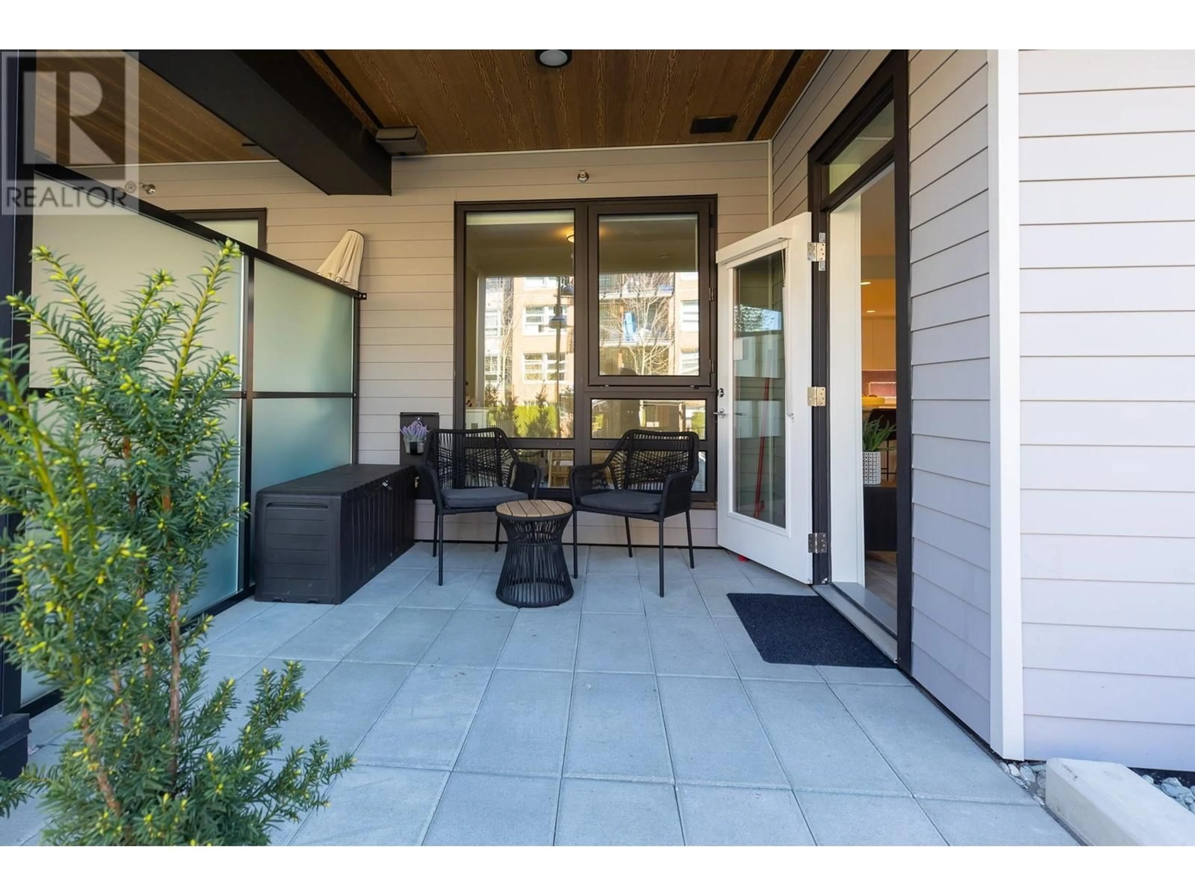 Patio, street for 105 - 615 COTTONWOOD AVENUE, Coquitlam British Columbia V3J2S5