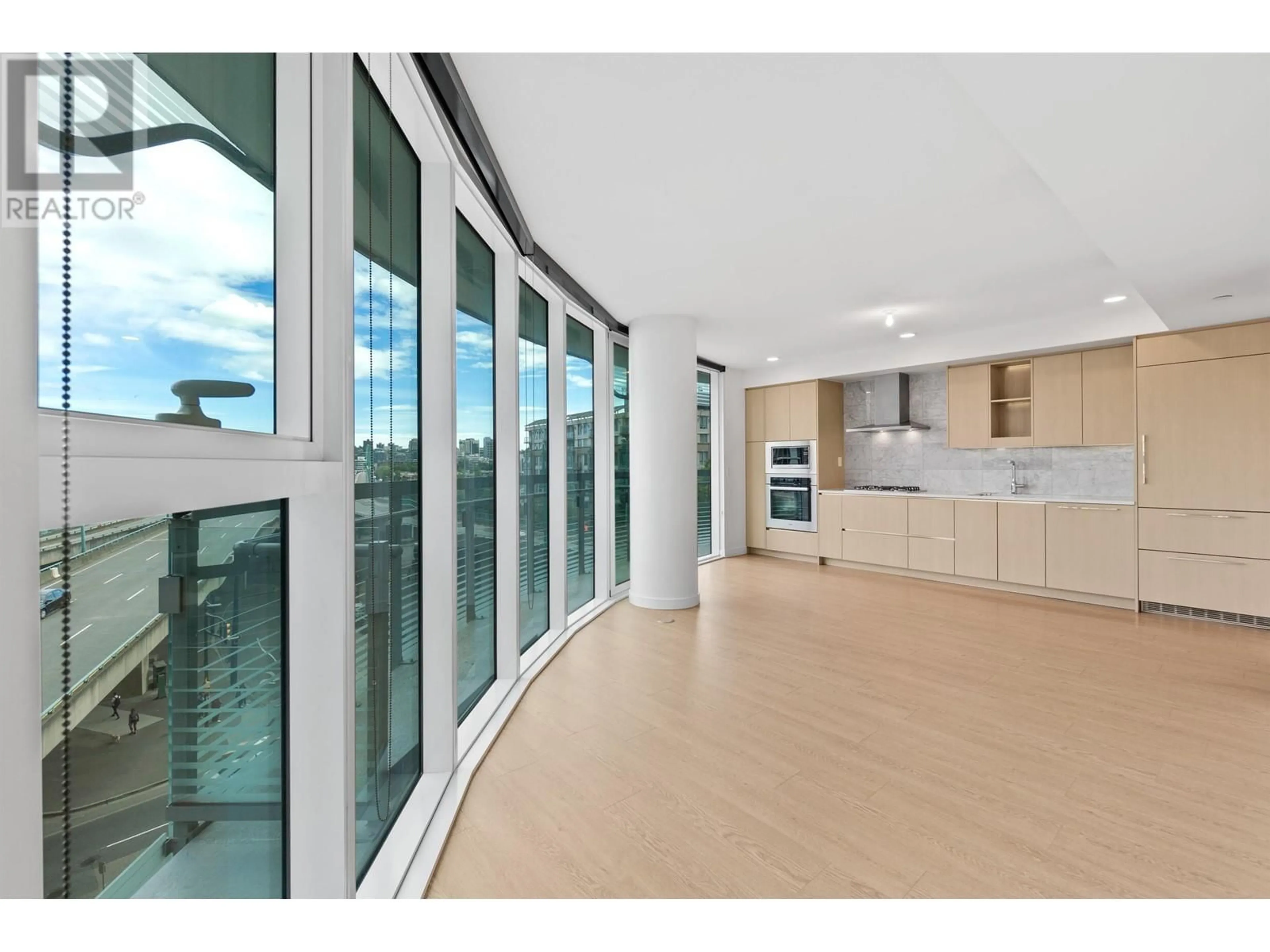 Unknown for 684 - 87 NELSON STREET, Vancouver British Columbia V6Z0E8