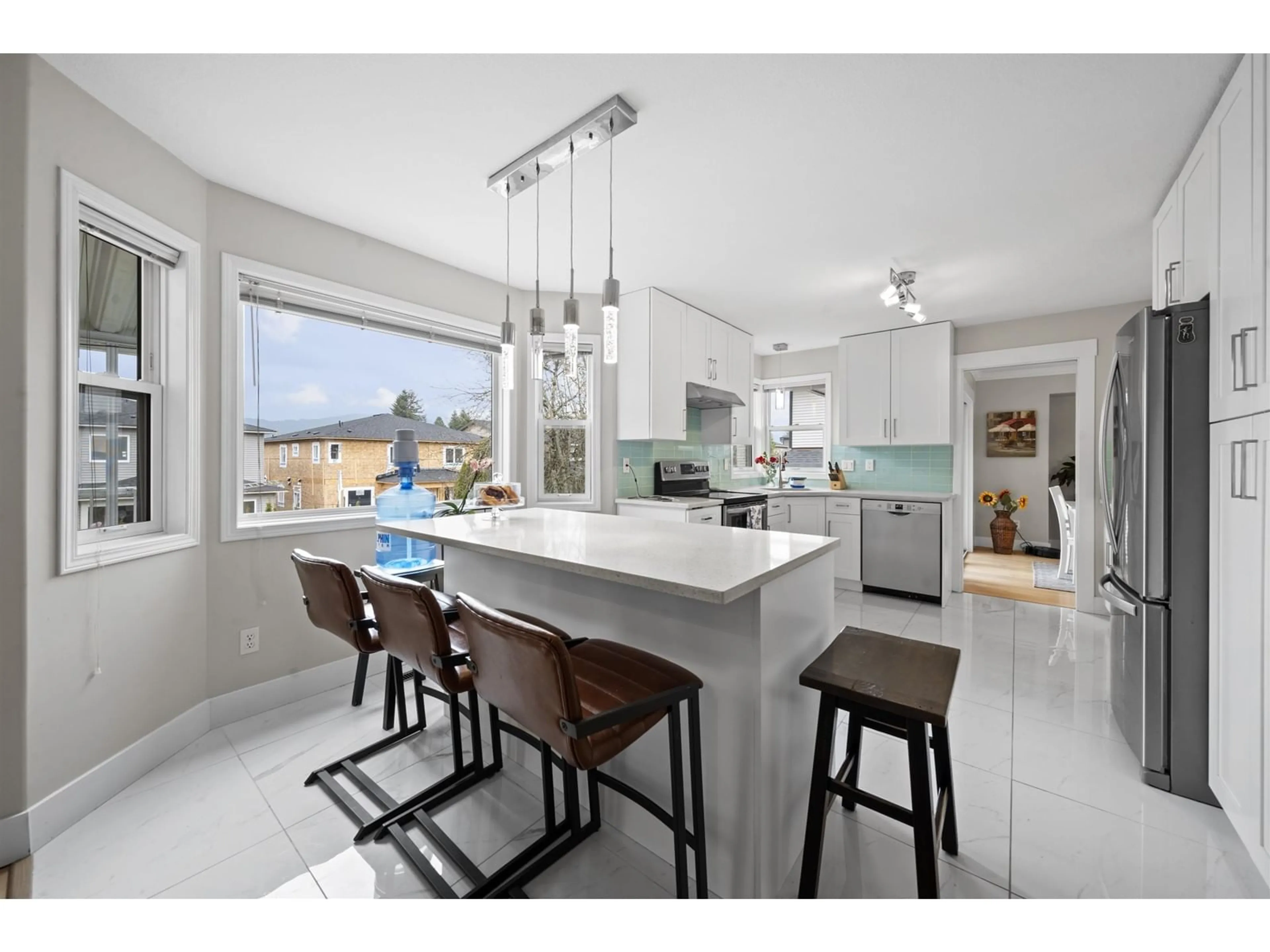 Open concept kitchen, ceramic/tile floor for 8316 MILLER, Mission British Columbia V2V6H7