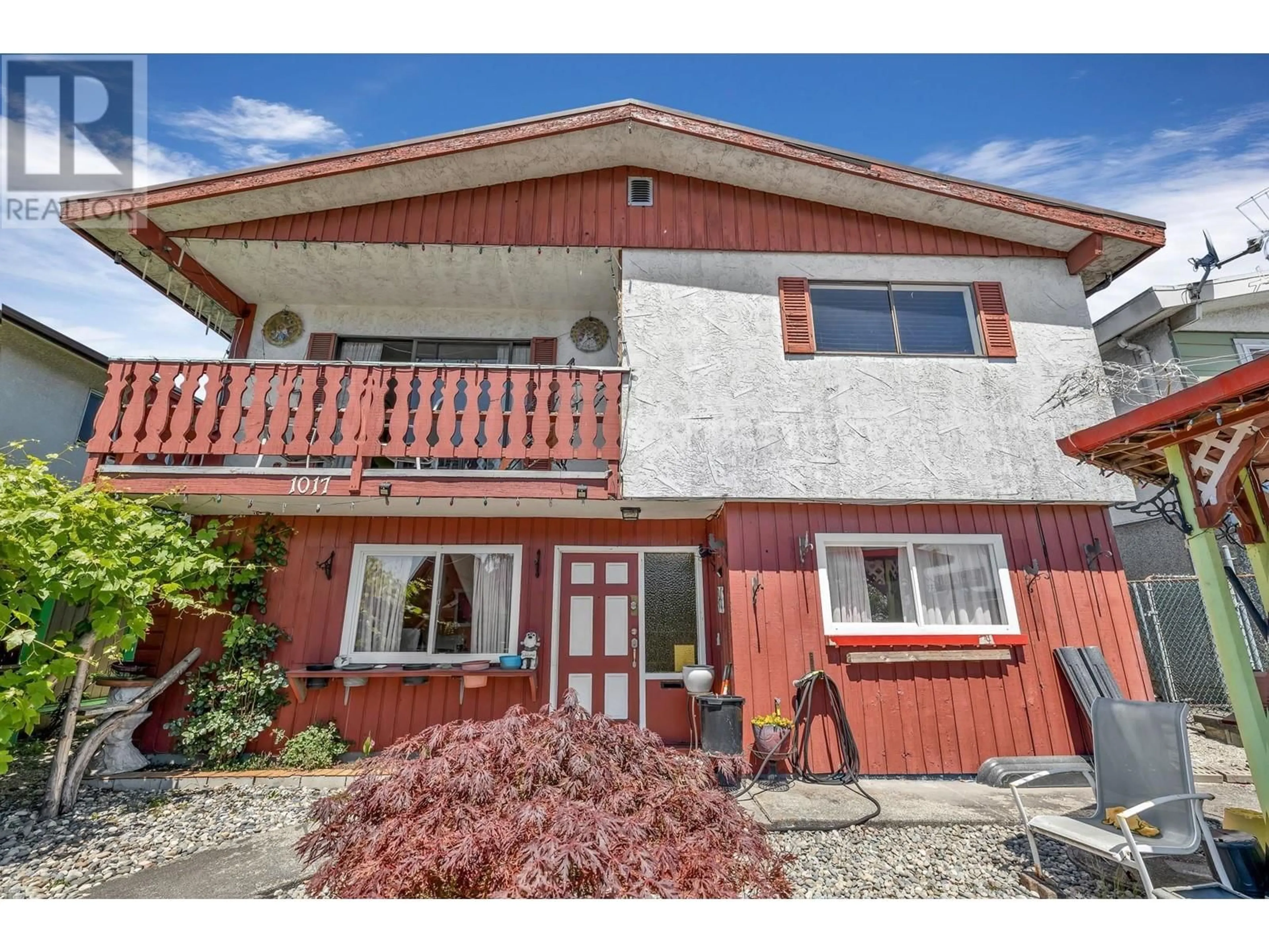 Unknown for 1017 MARINE DRIVE, Vancouver British Columbia V5X2V5