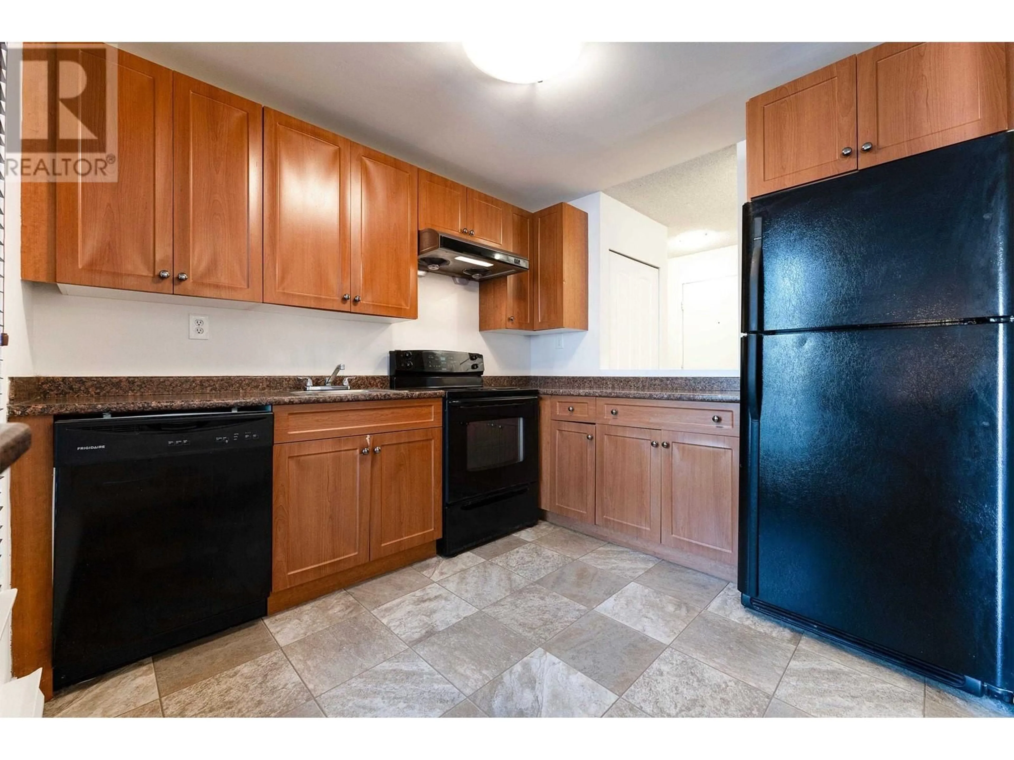 Standard kitchen, ceramic/tile floor for 104 - 9143 SATURNA DRIVE, Burnaby British Columbia V3J7K1