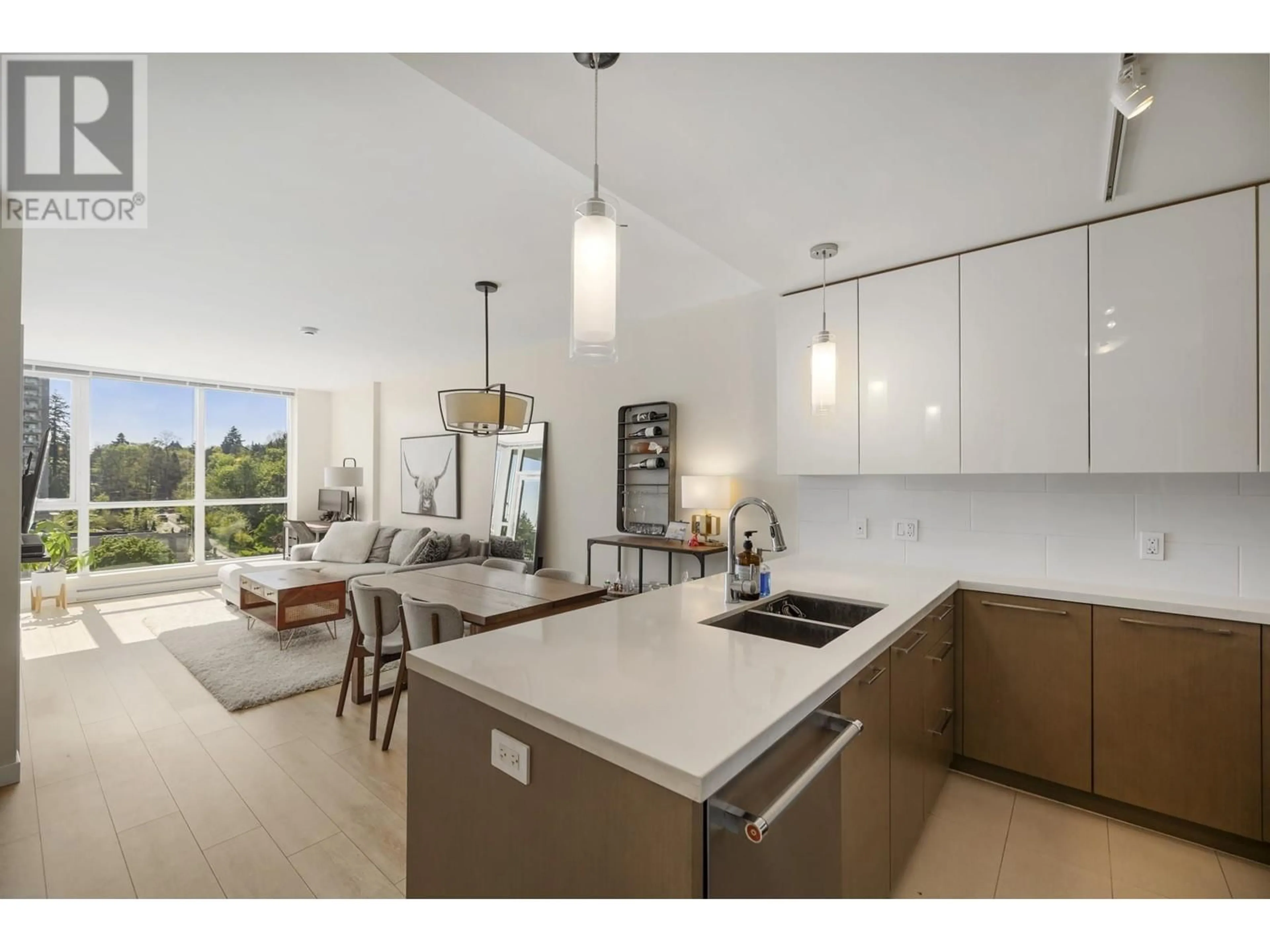 Open concept kitchen, ceramic/tile floor for 1106 - 271 FRANCIS WAY, New Westminster British Columbia V3L0H2