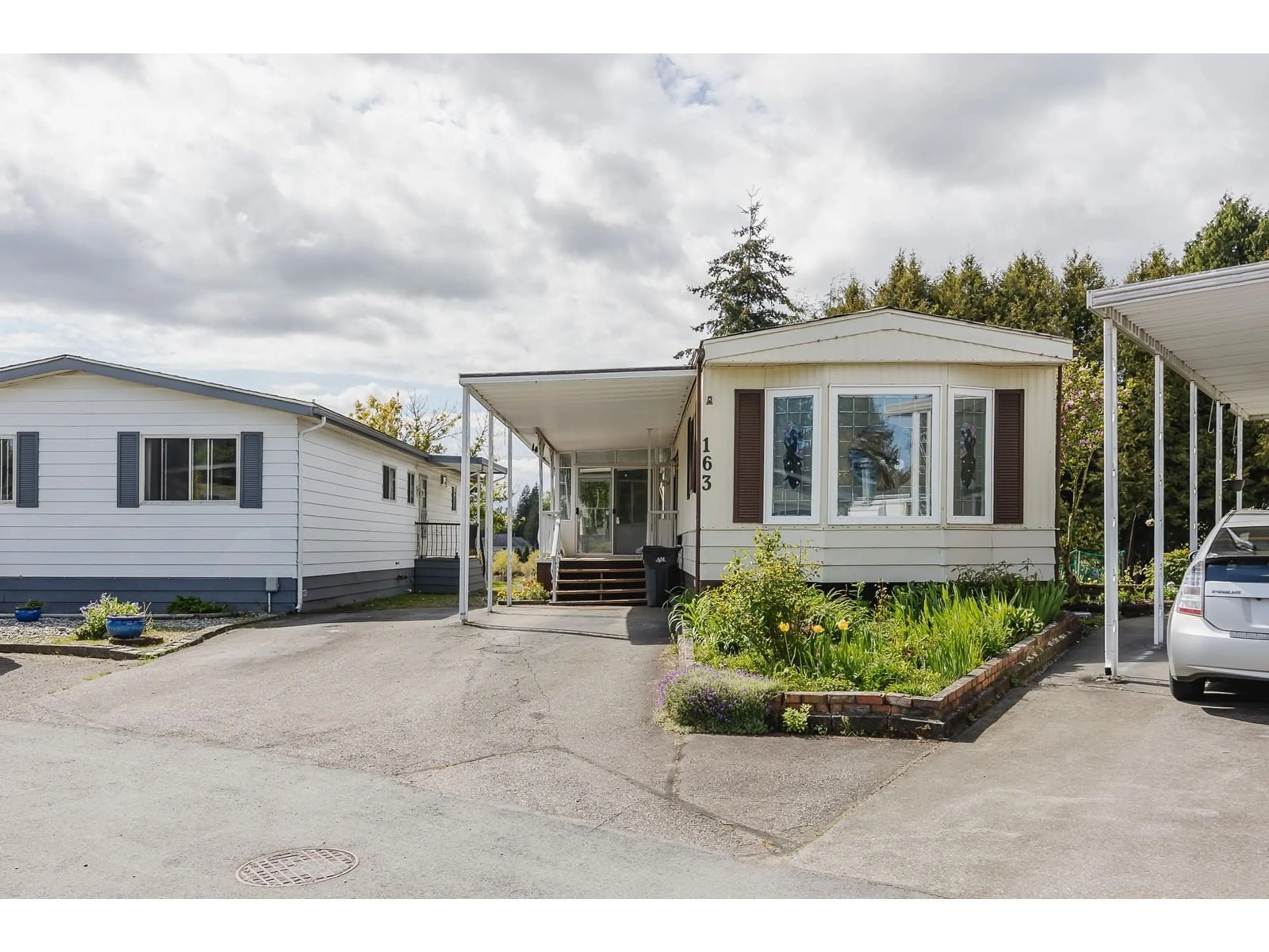 Home with vinyl exterior material, street for 163 - 3665 244, Langley British Columbia V2Z1N1