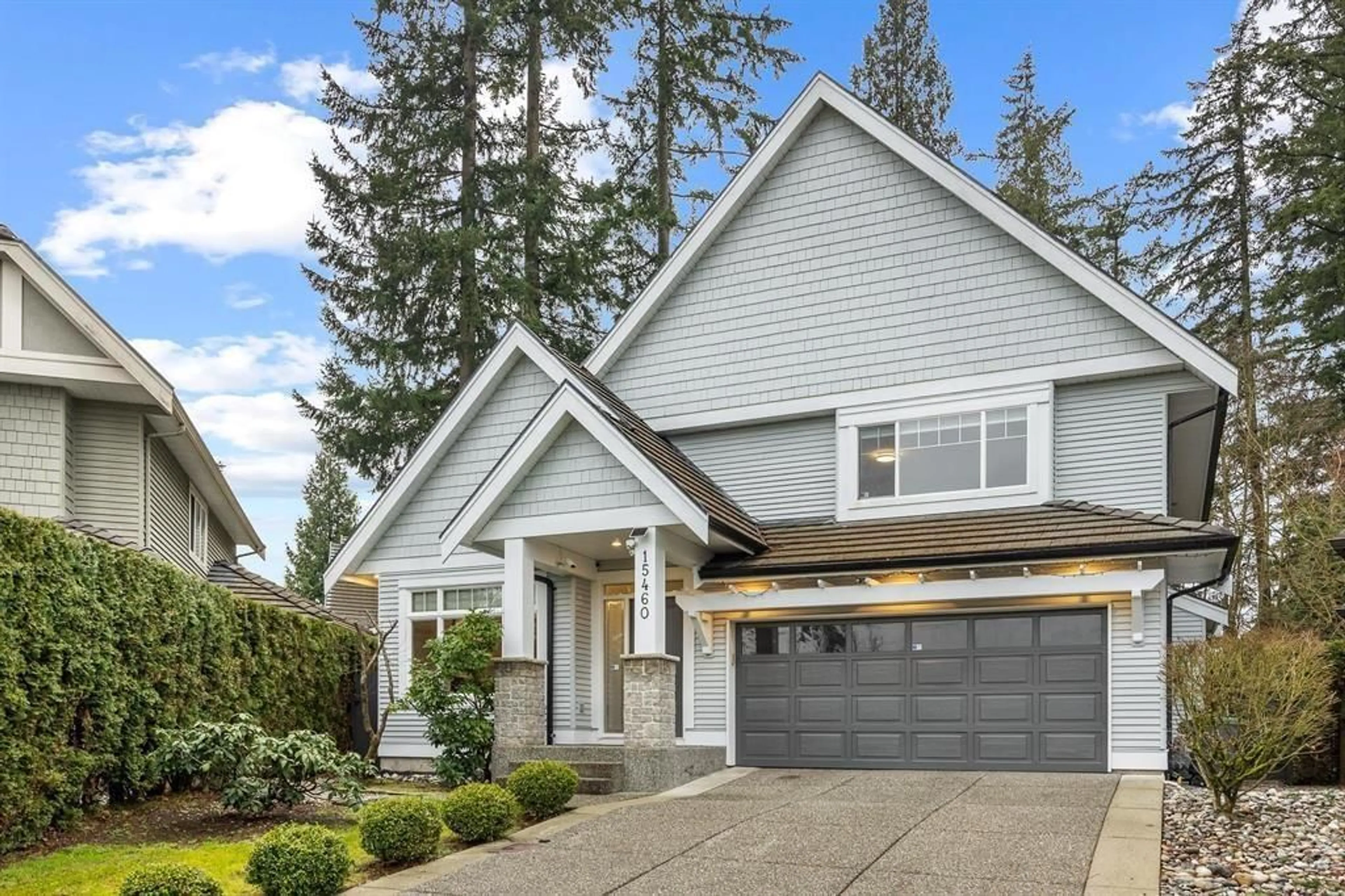 Home with vinyl exterior material, street for 15460 36A, Surrey British Columbia V3Z0G9
