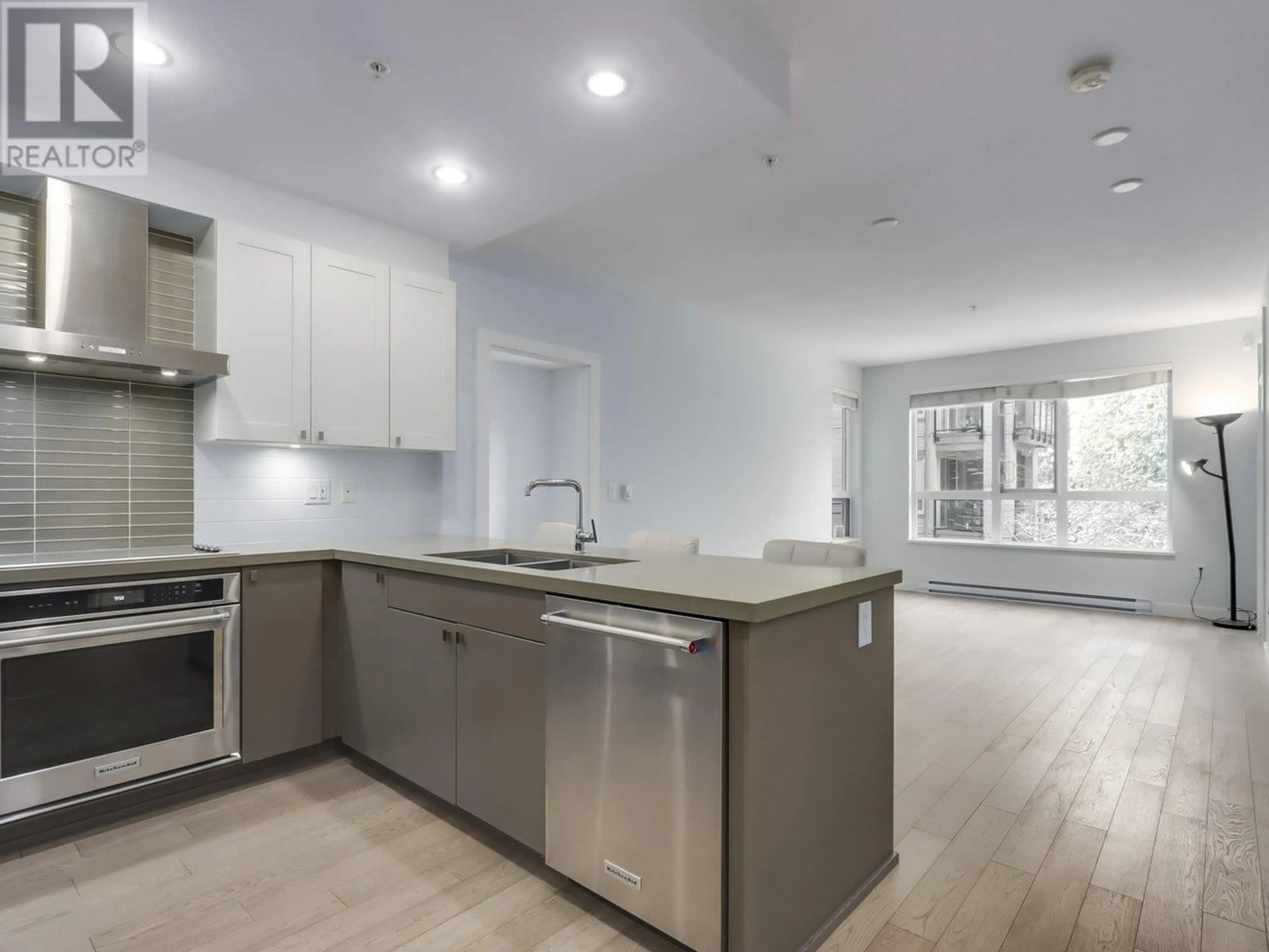 Open concept kitchen, unknown for 202 - 3399 NOEL DRIVE, Burnaby British Columbia V3J0G8