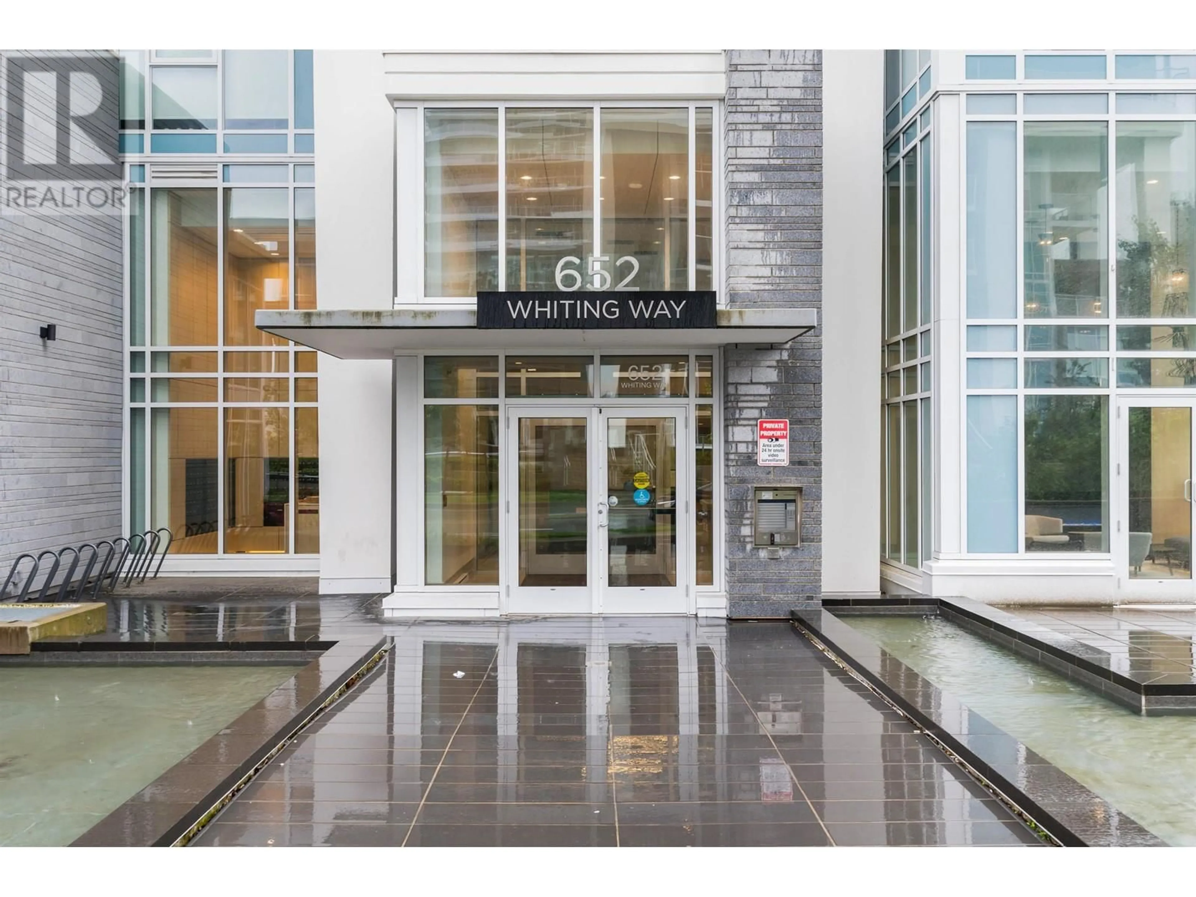 Indoor foyer for 2601 - 652 WHITING WAY, Coquitlam British Columbia V3J0K3