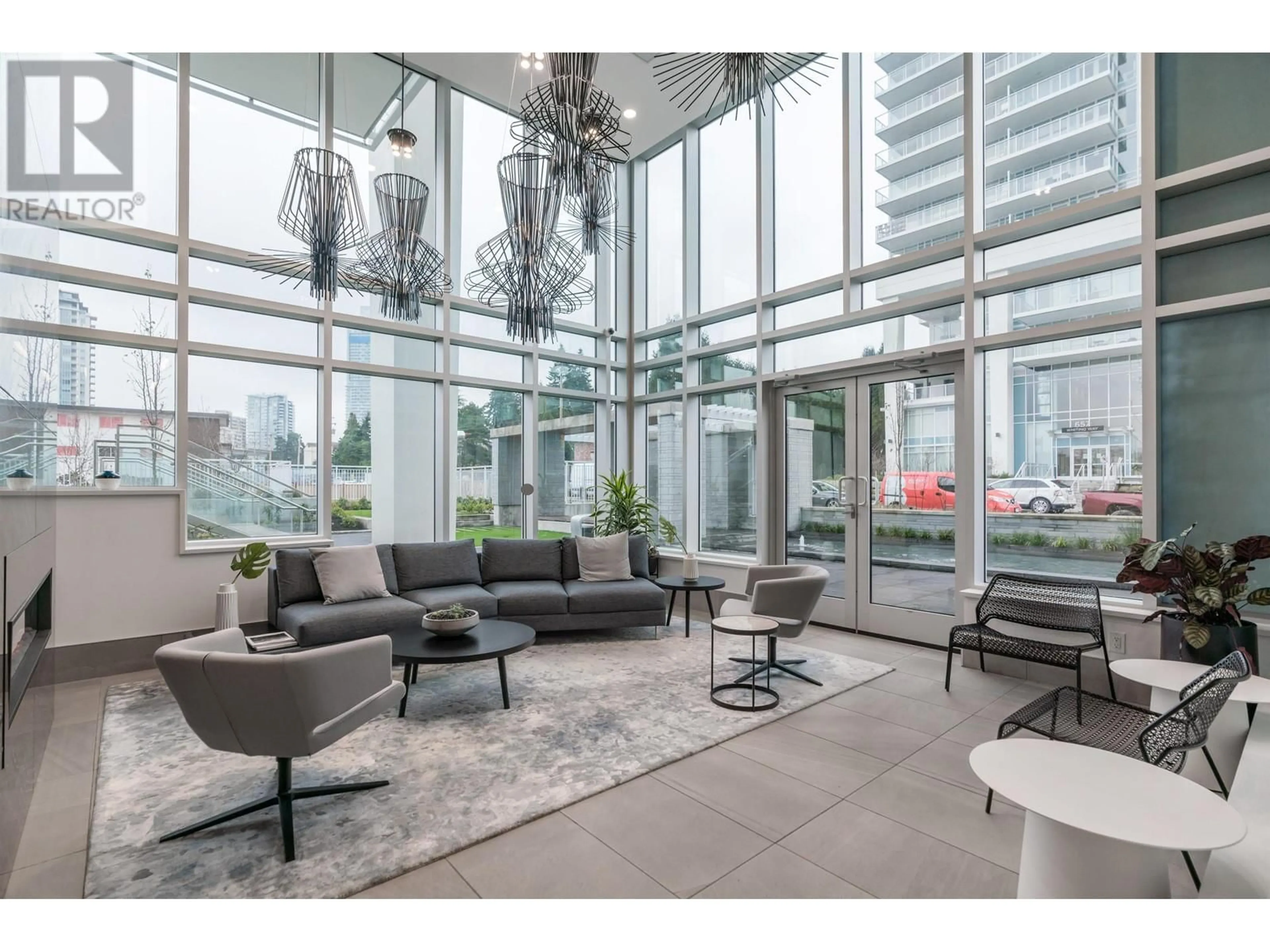 Indoor foyer for 2601 - 652 WHITING WAY, Coquitlam British Columbia V3J0K3