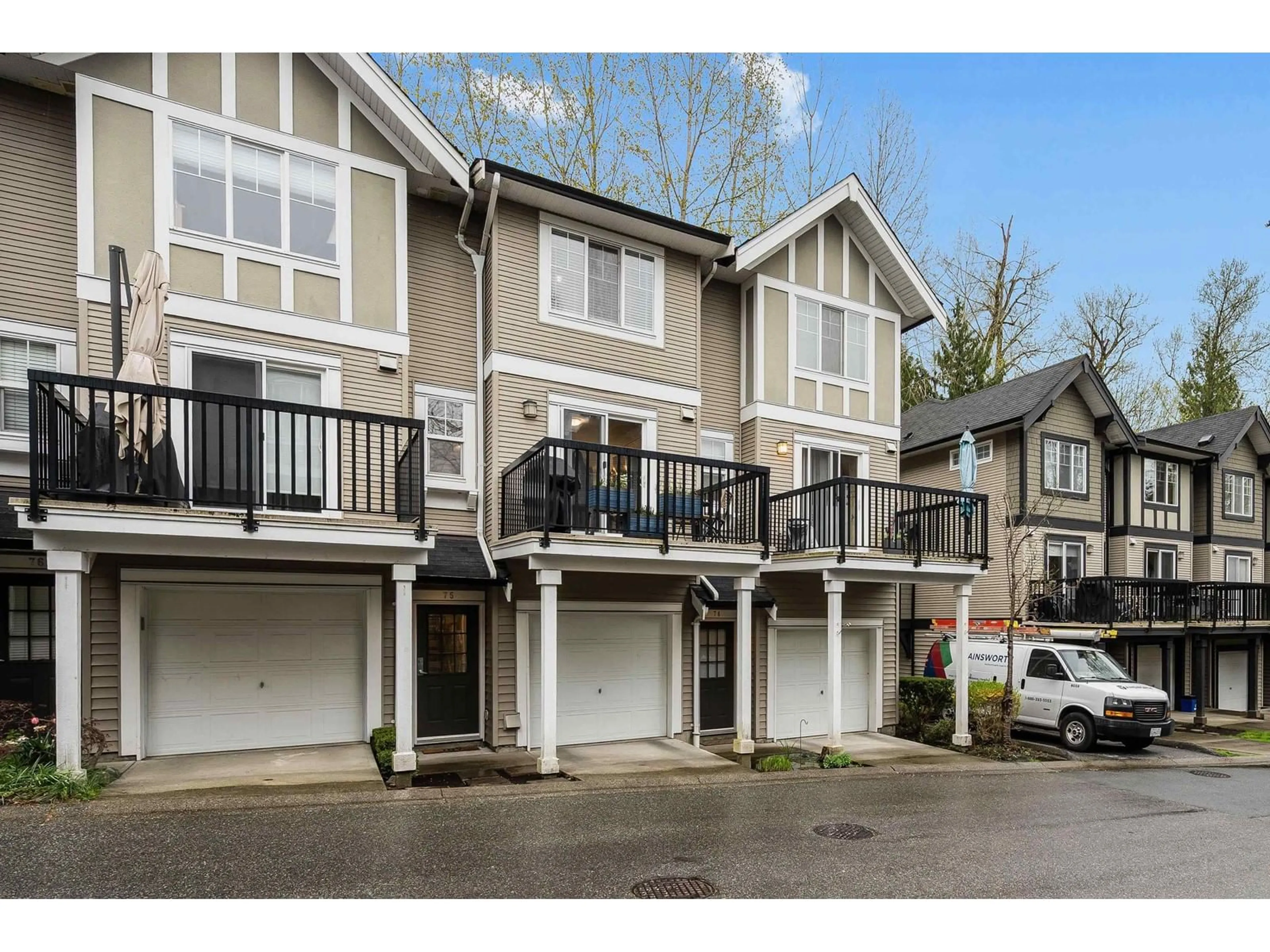 Unknown for 75 - 20176 68, Langley British Columbia V2Y2X7