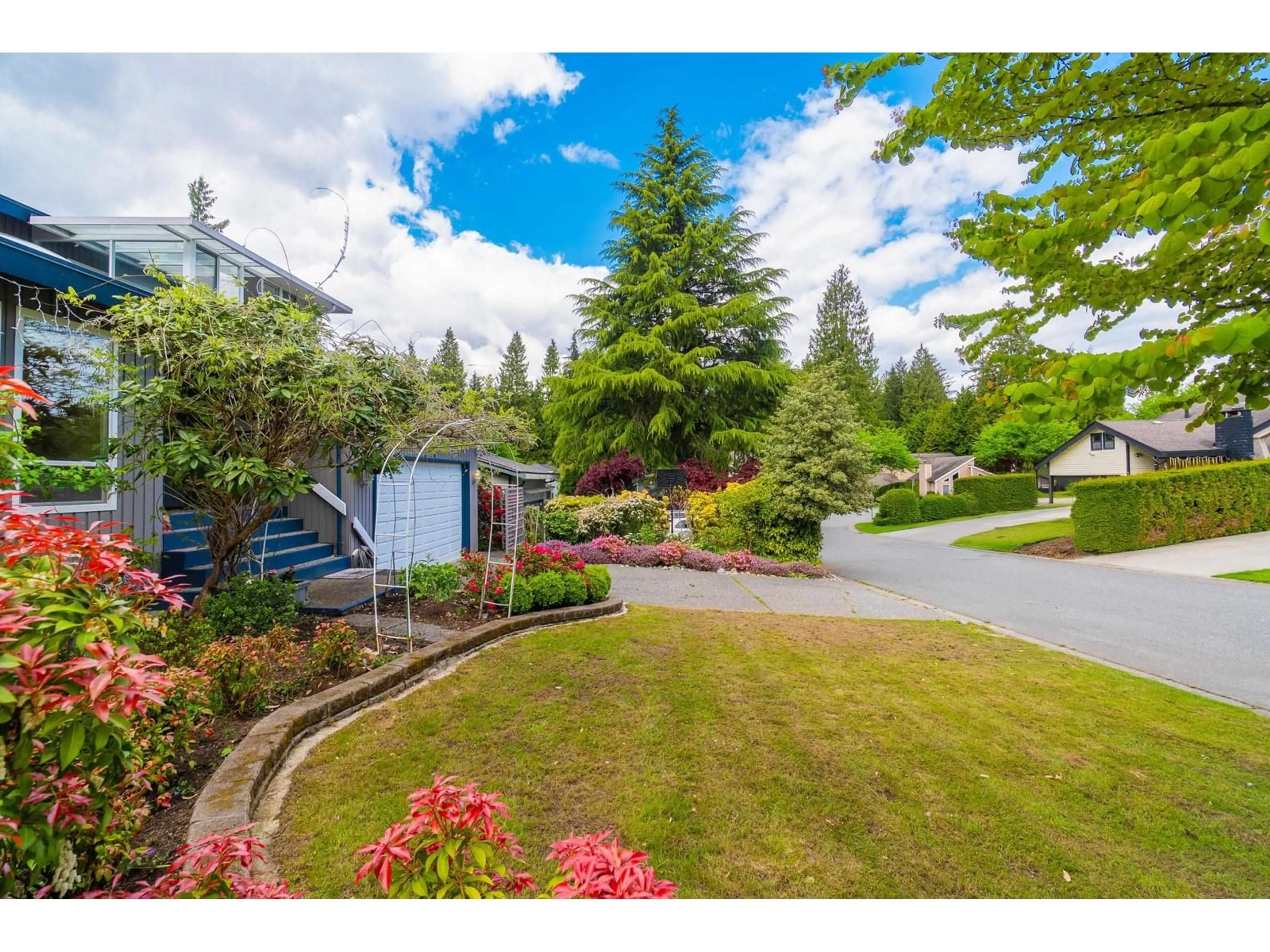 Unknown for 6739 TODD, Delta British Columbia V4E2T1