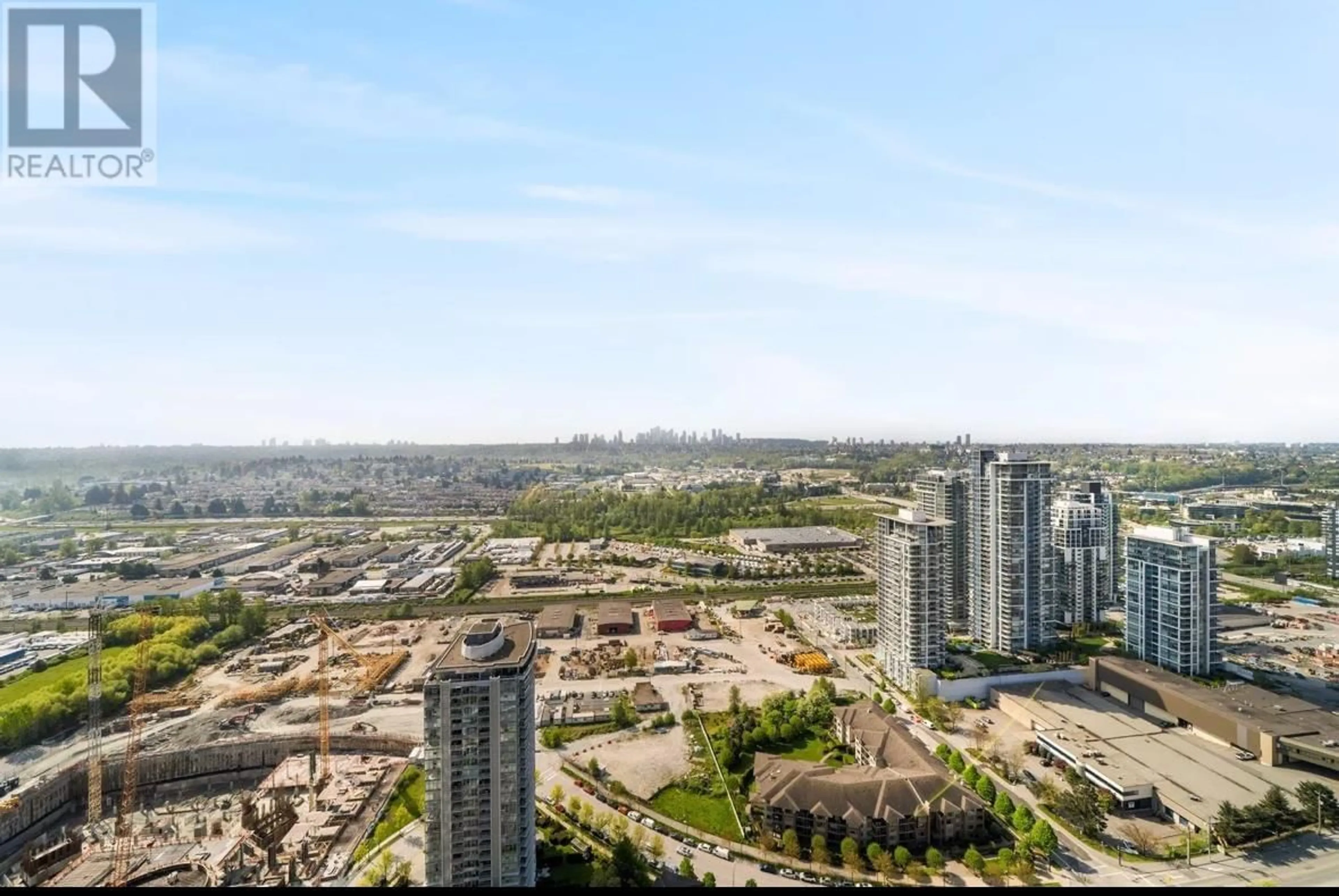 A pic from outside/outdoor area/front of a property/back of a property/a pic from drone, city buildings view from balcony for 3807 - 4720 LOUGHEED HIGHWAY, Burnaby British Columbia V5C0M8