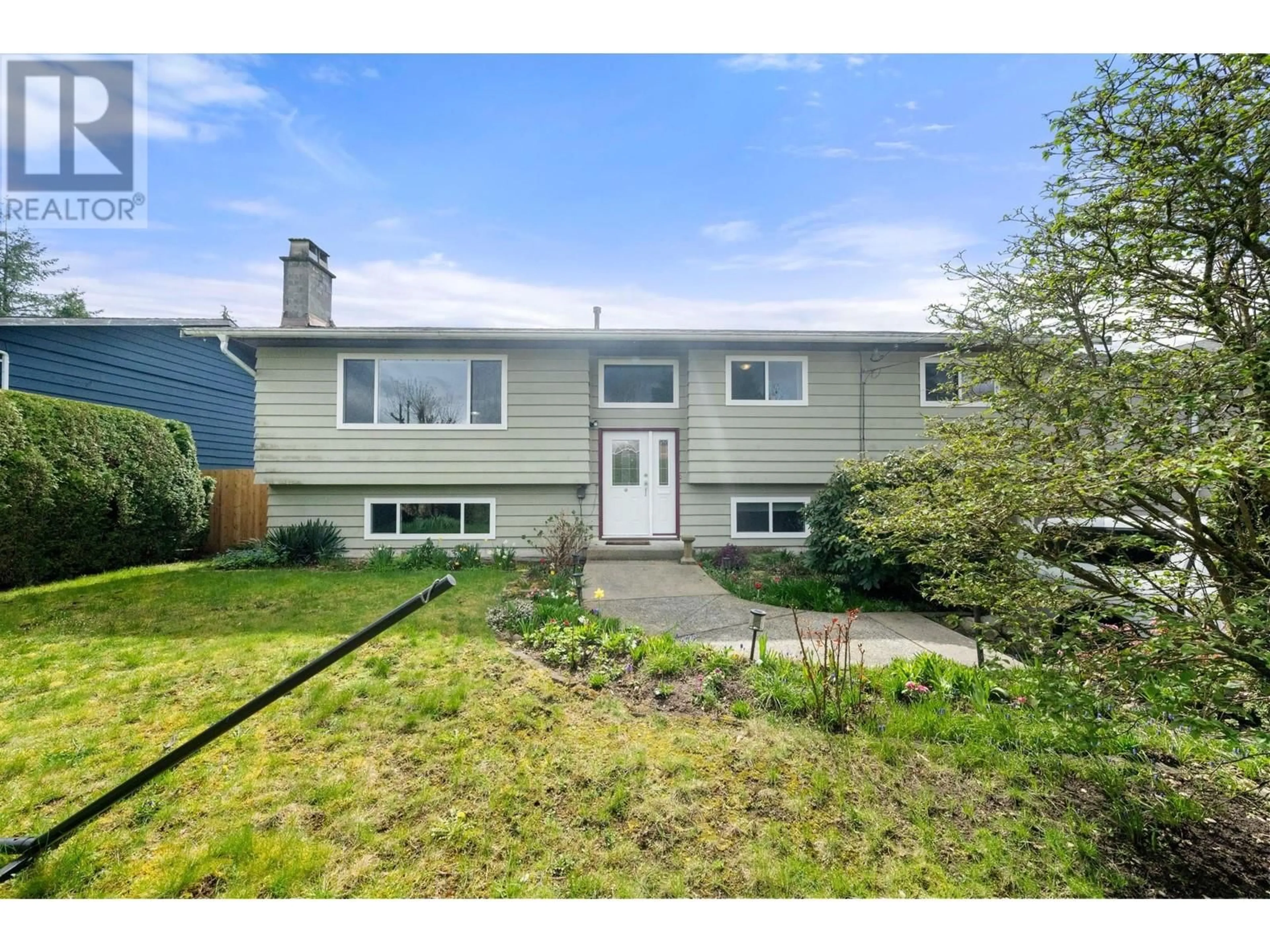 Home with vinyl exterior material, street for 1600 CORNELL AVENUE, Coquitlam British Columbia V3J3A1