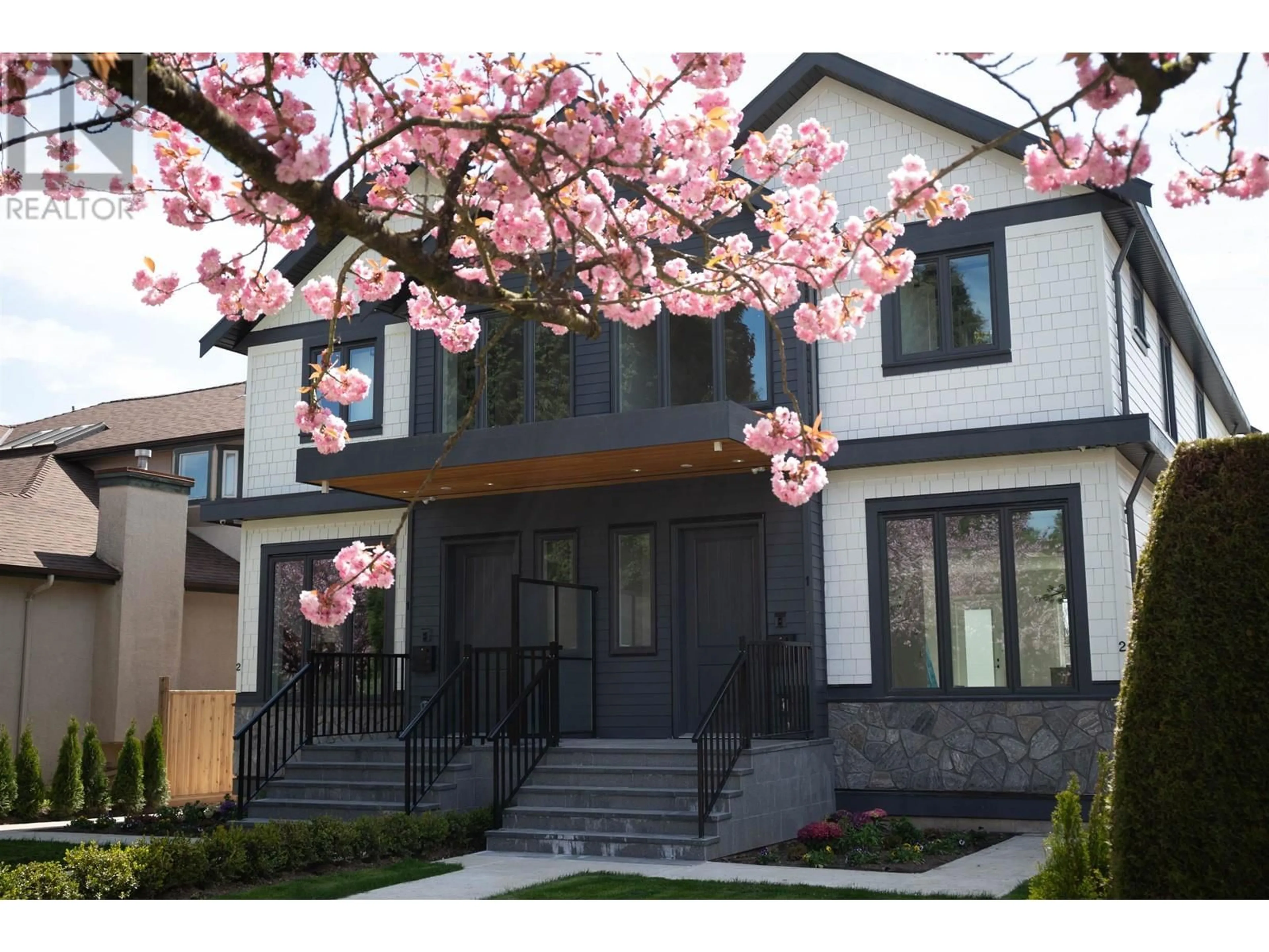 Unknown for 2356 WEST 16TH AVENUE, Vancouver British Columbia V6K3B6