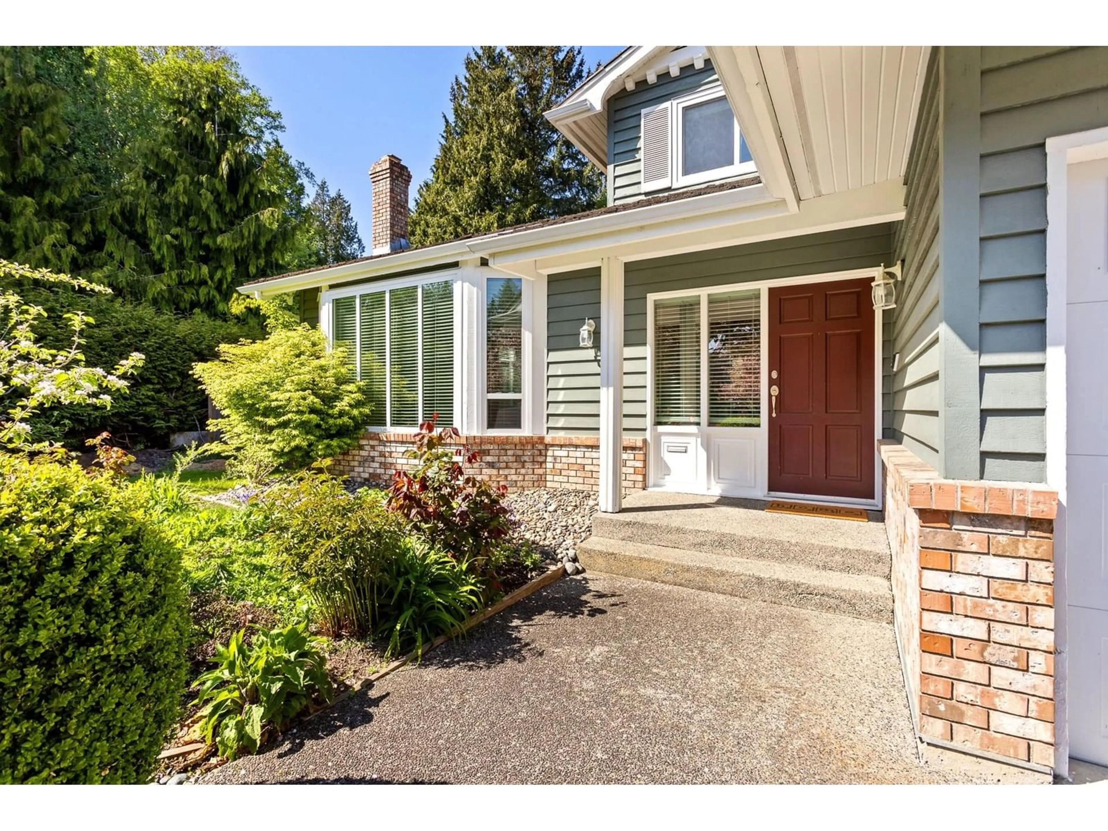 Home with brick exterior material, street for 1639 133A, Surrey British Columbia V4A6H5