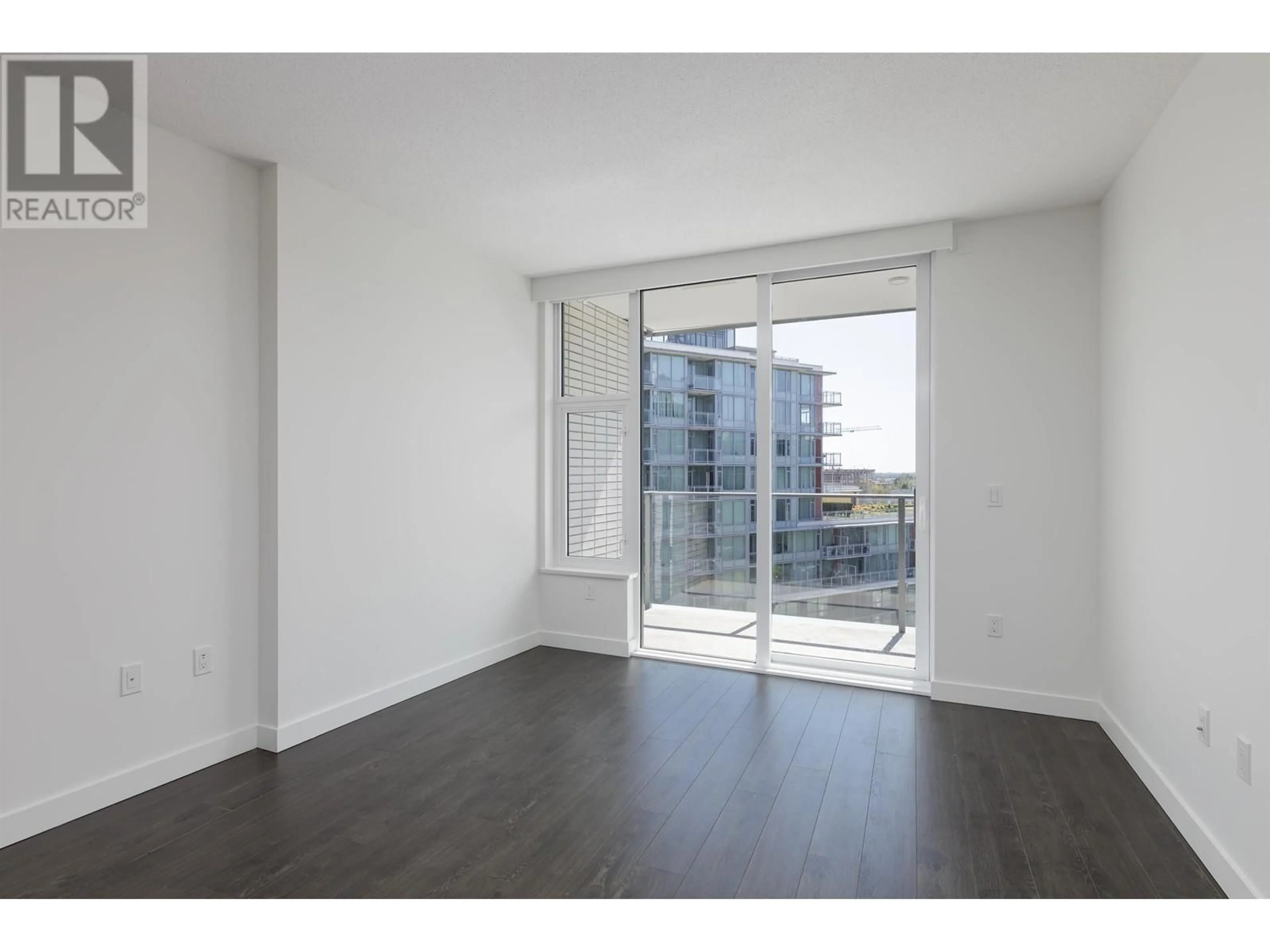 A pic of a room for 1083 - 8671 HAZELBRIDGE WAY, Richmond British Columbia V6X0W9