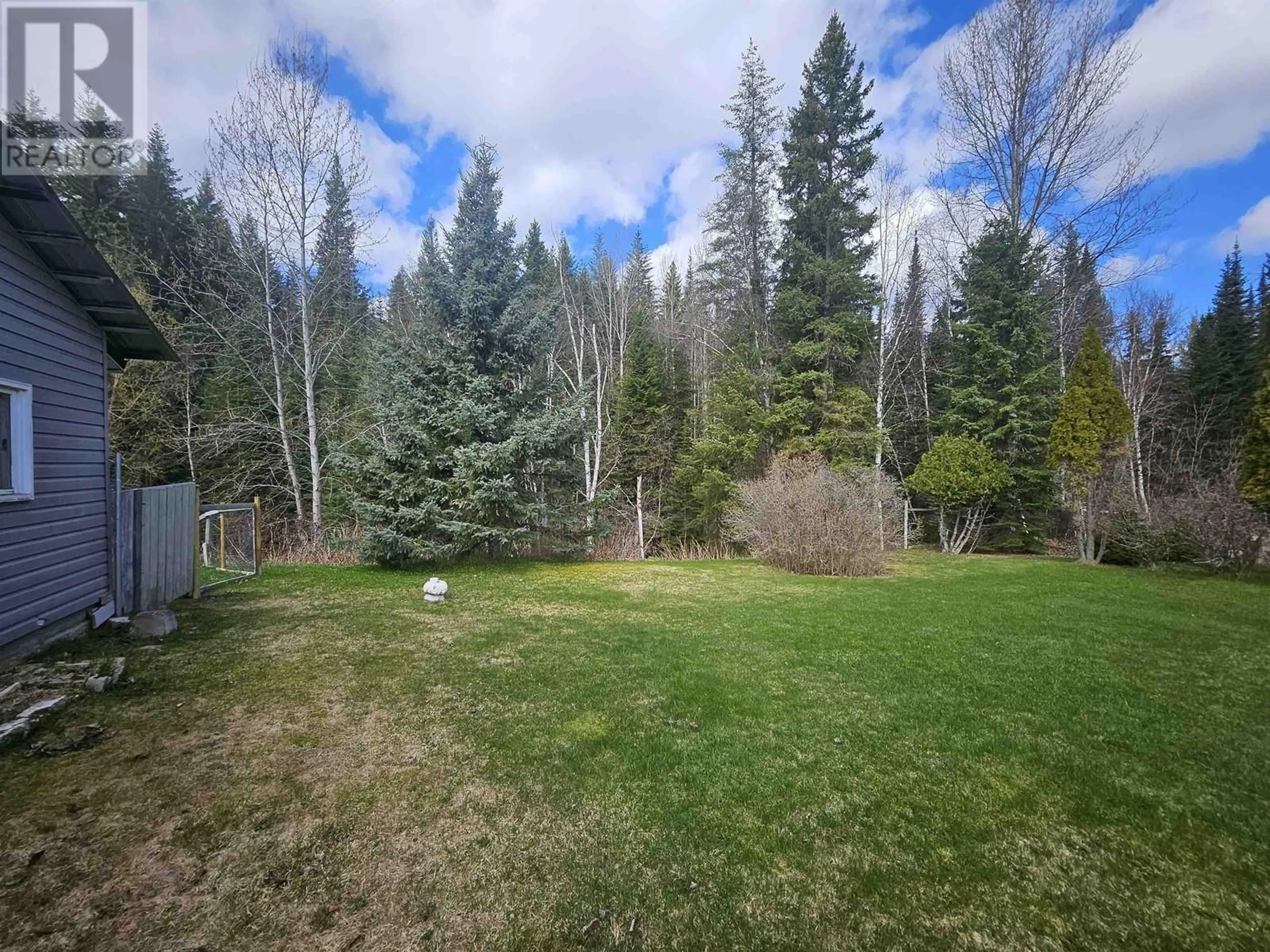 A pic from outside/outdoor area/front of a property/back of a property/a pic from drone, forest/trees view for 3995 MCLEAN ROAD, Quesnel British Columbia V2J6V5