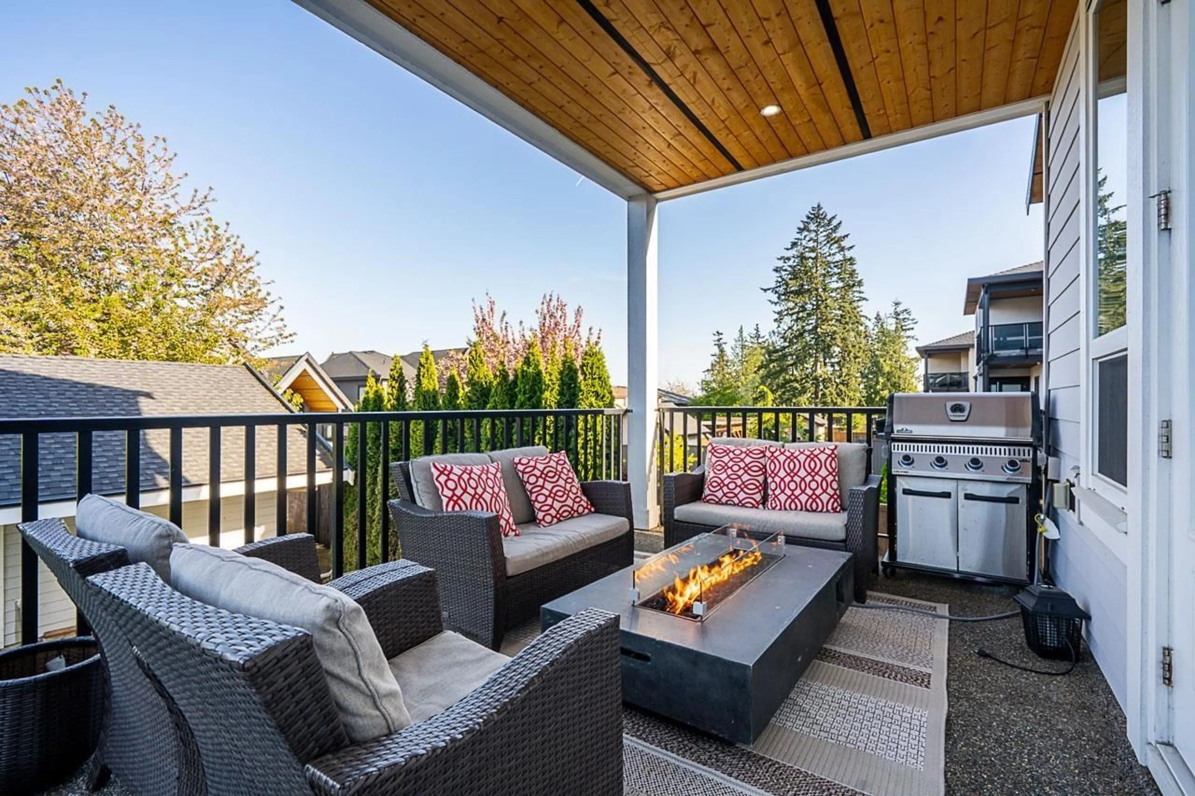 Patio, unknown for 18712 55, Surrey British Columbia V3S4N7