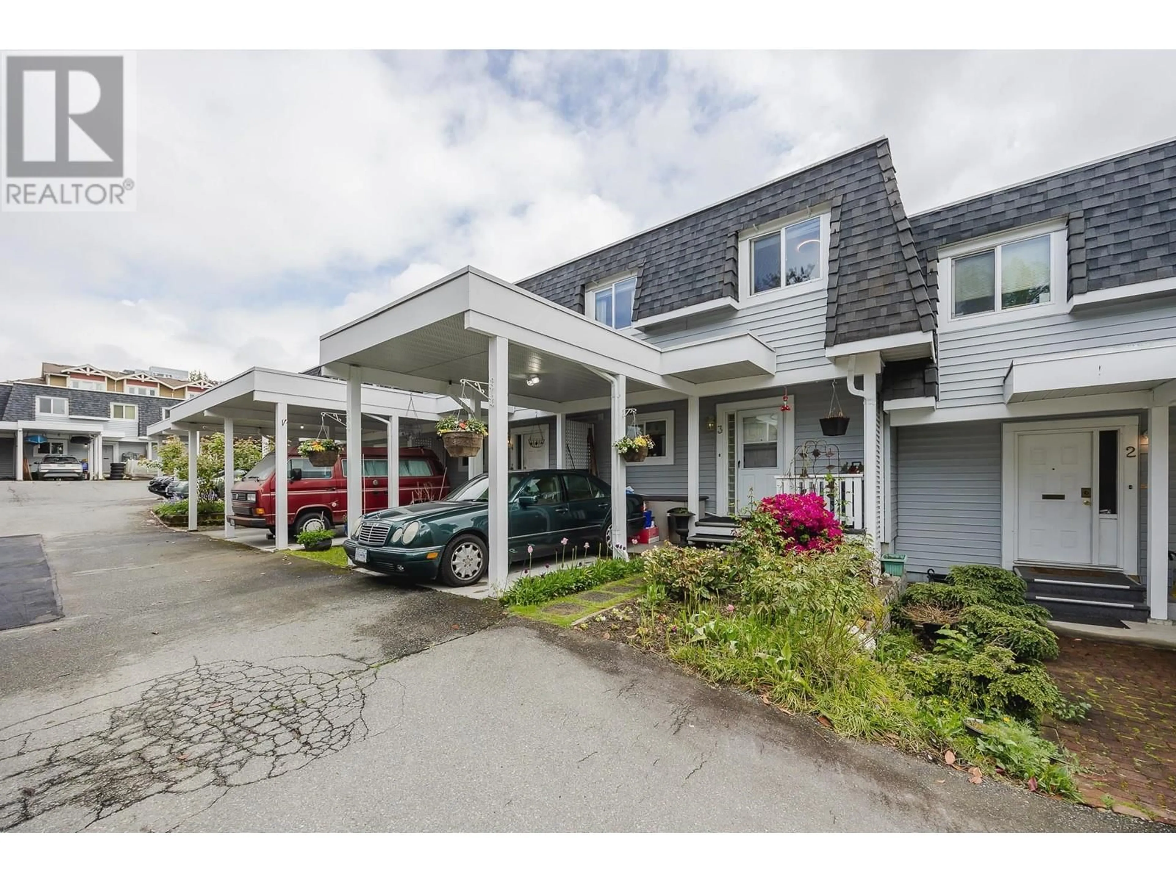 Unknown for 3 - 561 SHAW AVENUE, Coquitlam British Columbia V3K2R2