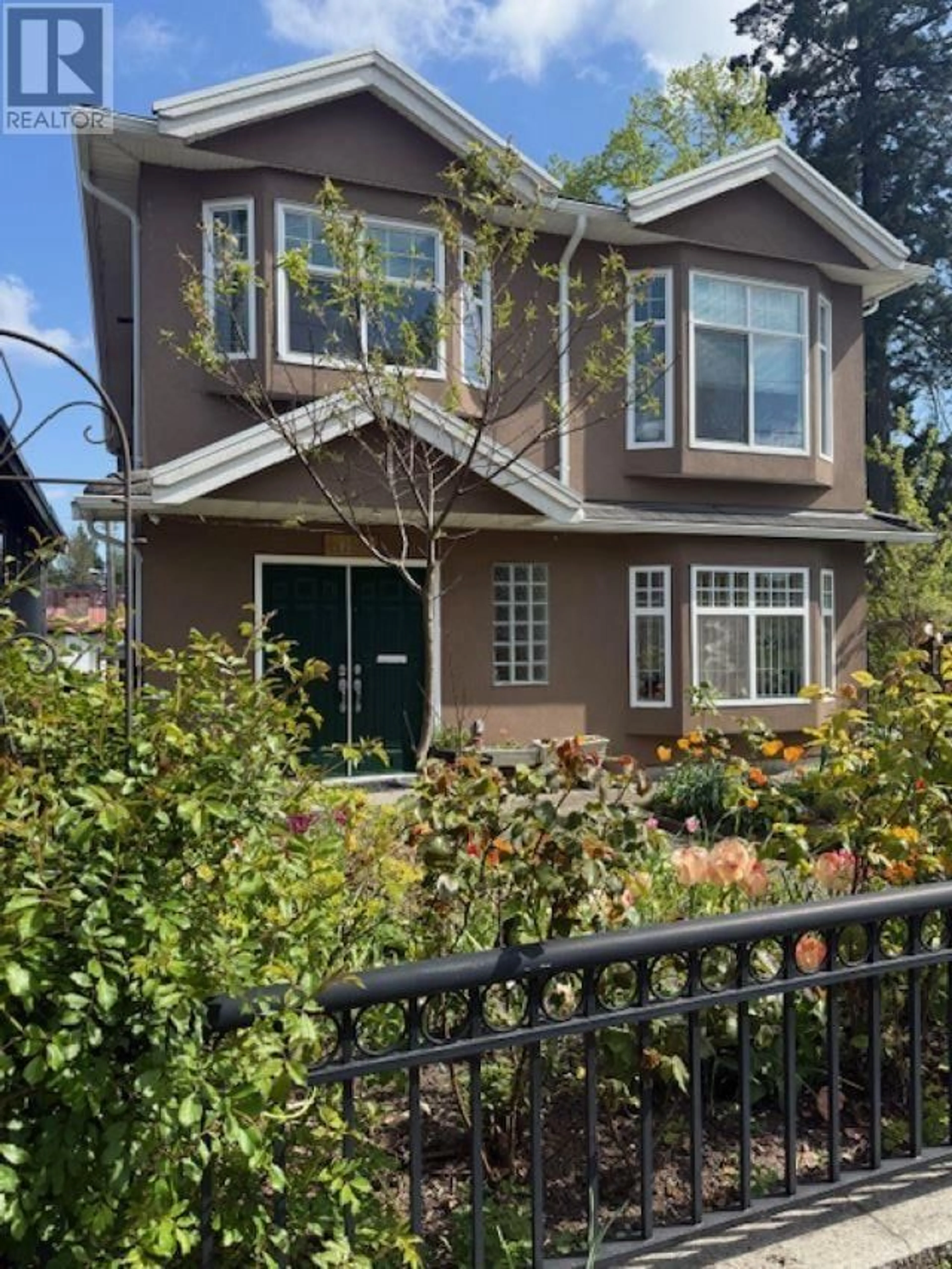 Home with vinyl exterior material, street for 4694 MCHARDY STREET, Vancouver British Columbia V5R4C3