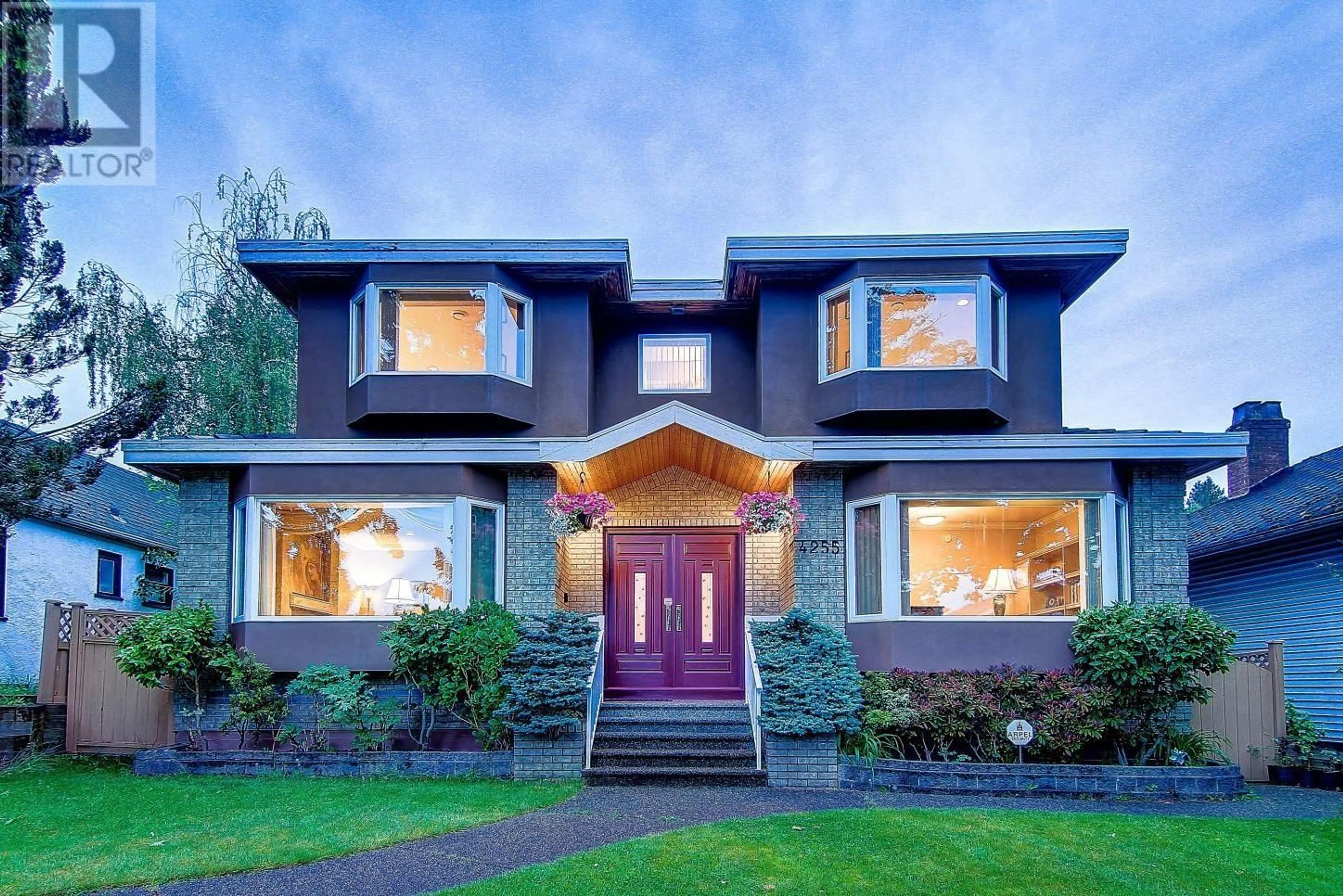 Home with brick exterior material, building for 4255 15TH AVENUE, Vancouver British Columbia V6R3A7