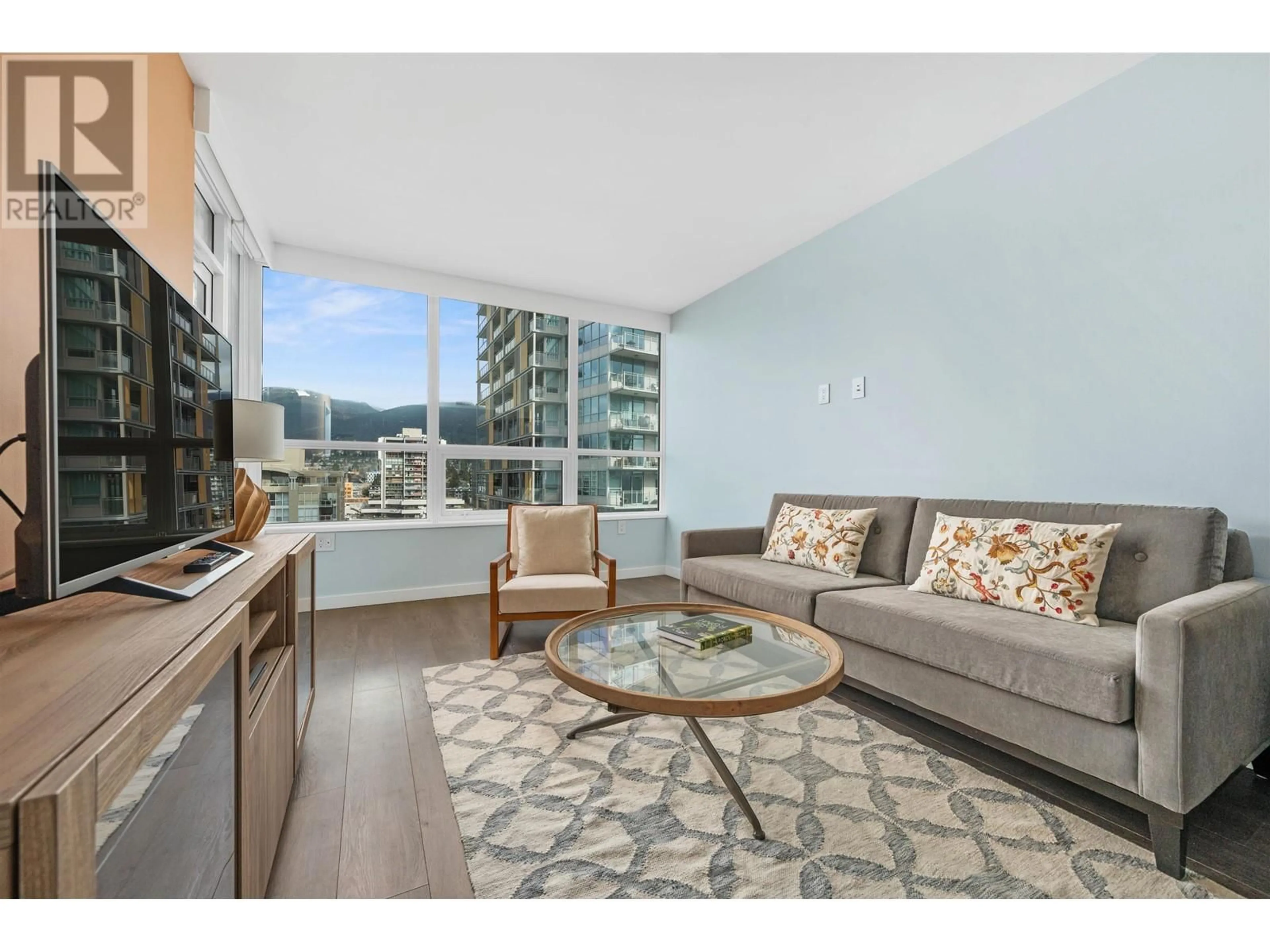 Living room with furniture, unknown for 901 - 112 13 STREET, North Vancouver British Columbia V7L0E4