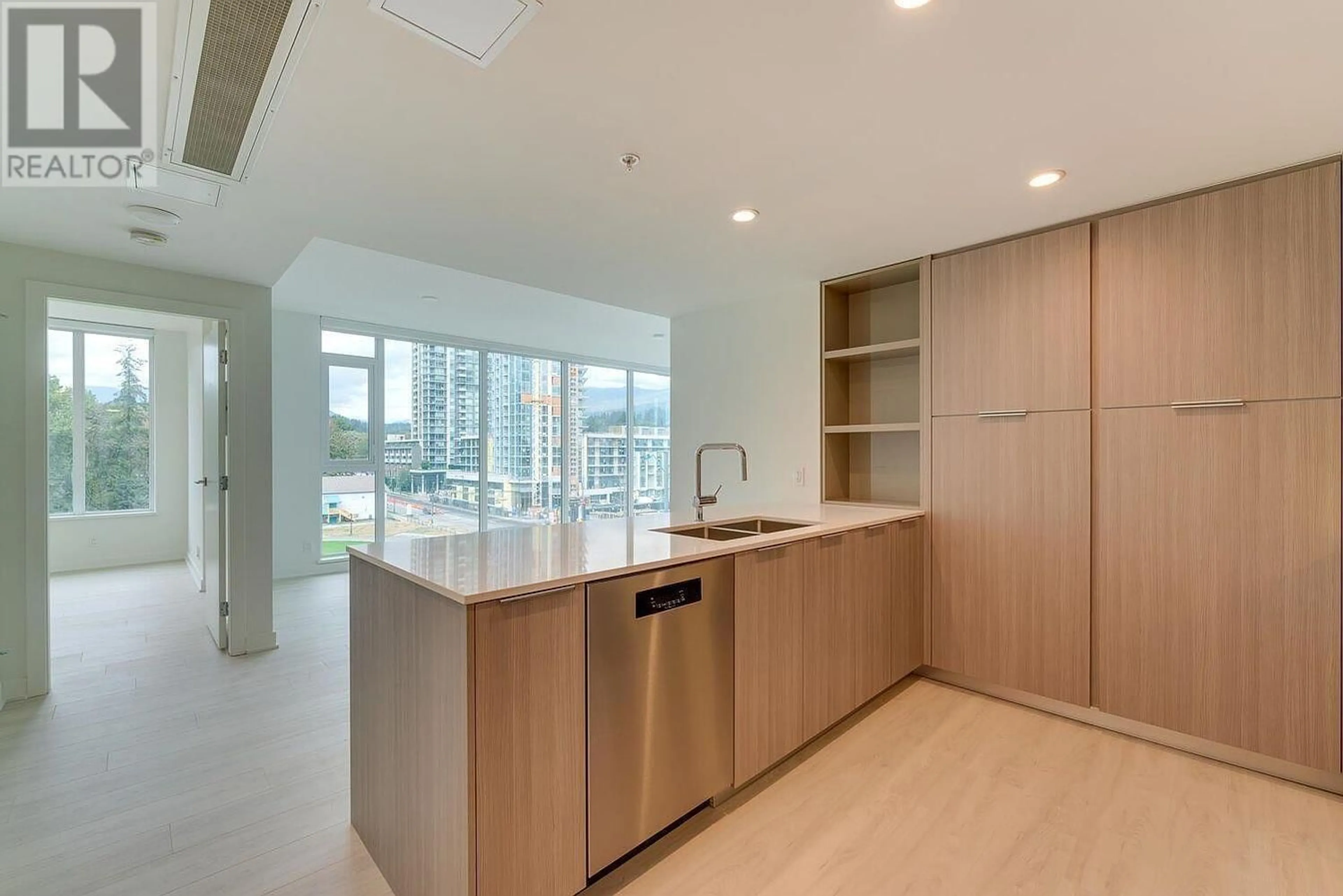 Unknown for 601 - 1471 HUNTER STREET, North Vancouver British Columbia V7J1H3