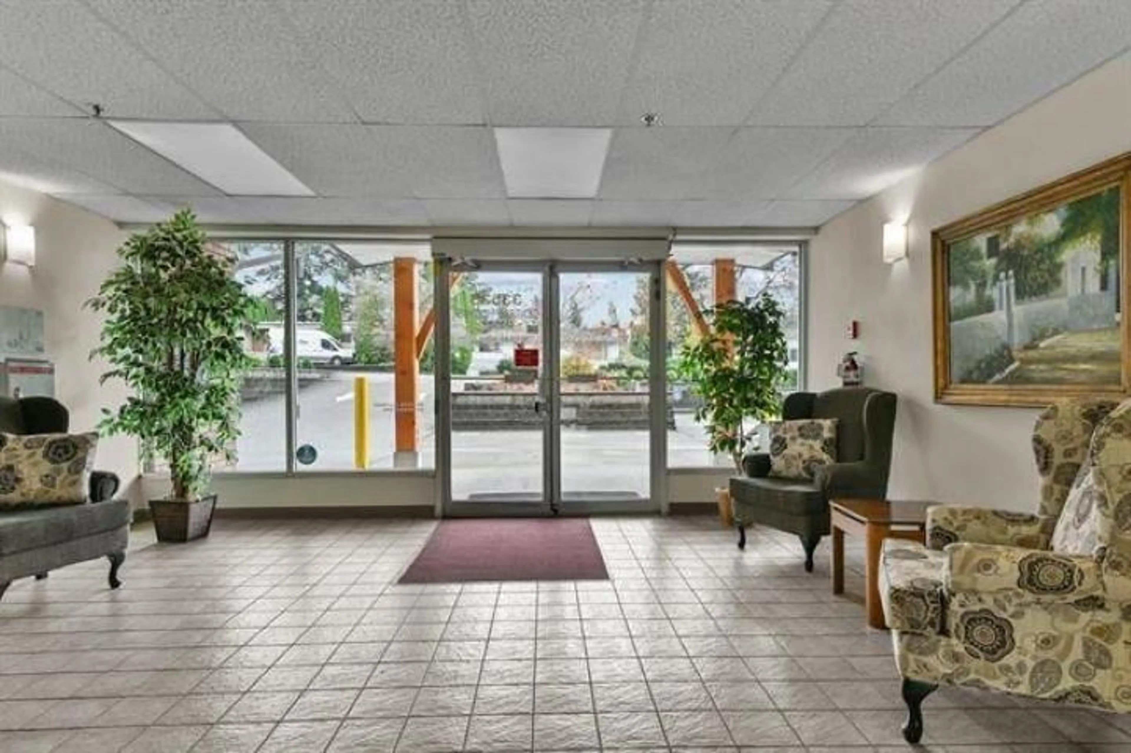 Indoor foyer for 218 - 33535 KING, Abbotsford British Columbia V2S6Z5