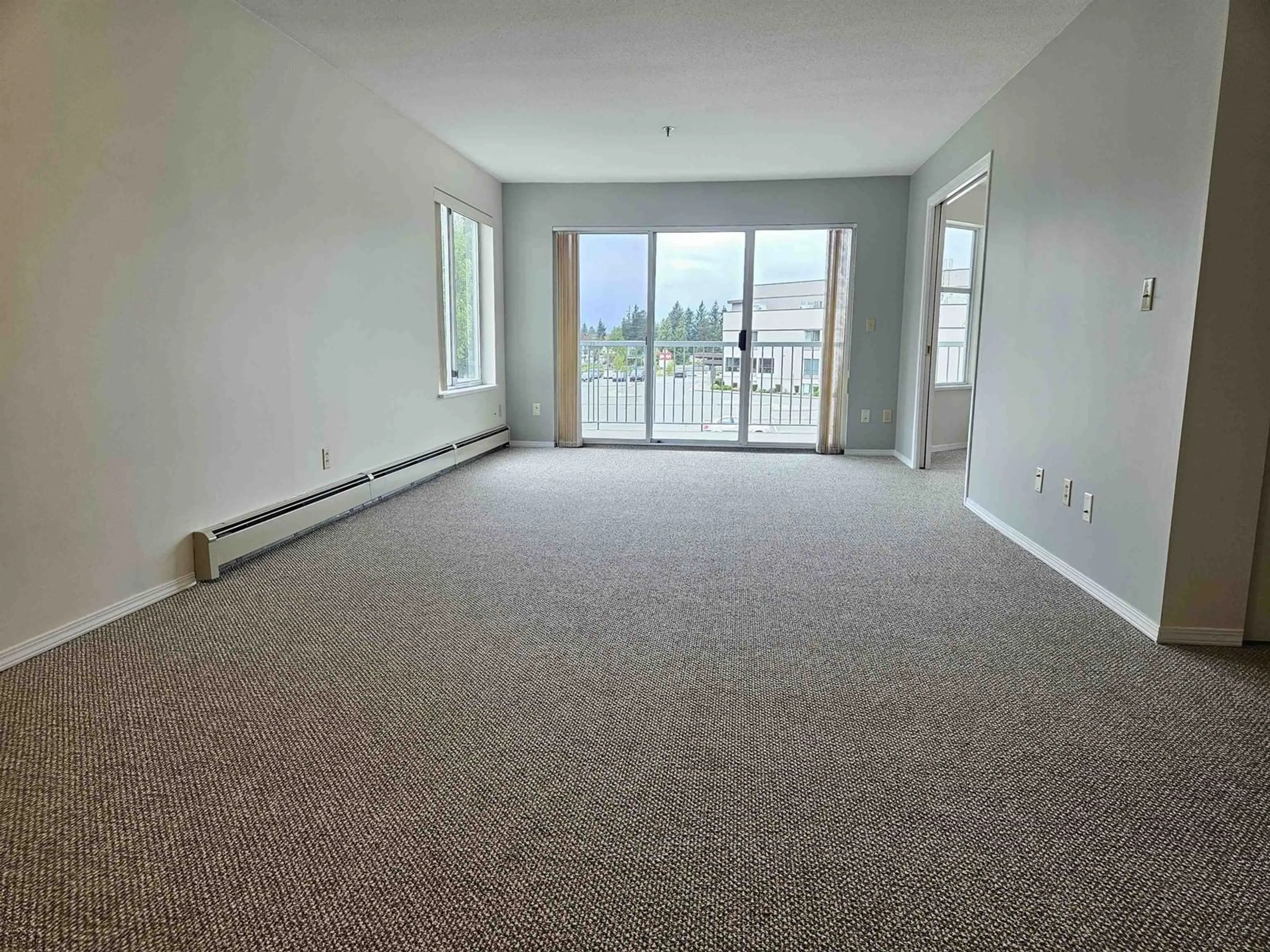 A pic of a room for 218 - 33535 KING, Abbotsford British Columbia V2S6Z5