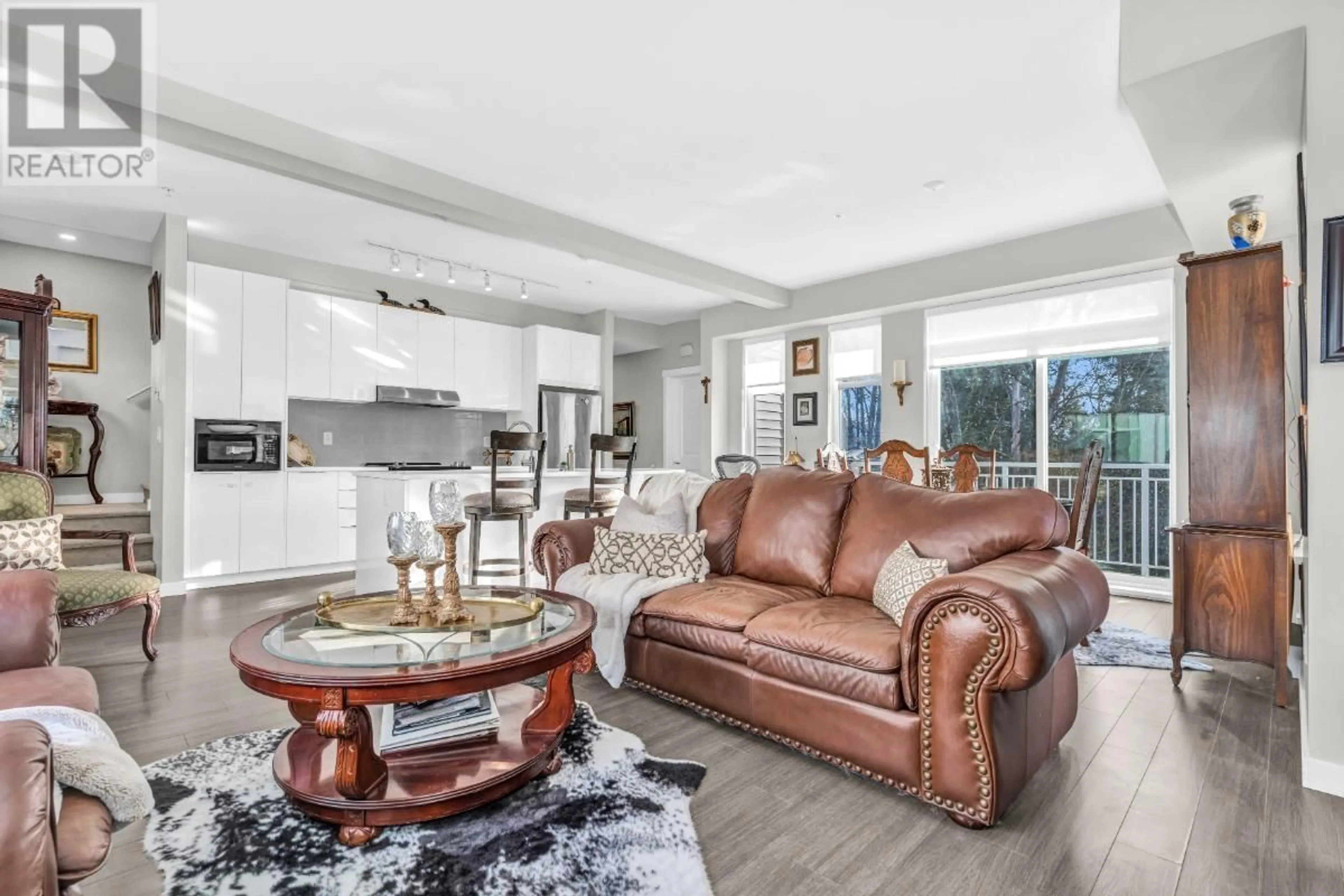 Living room with furniture, unknown for 1040 - 11280 PAZARENA PLACE, Maple Ridge British Columbia V2X4K9