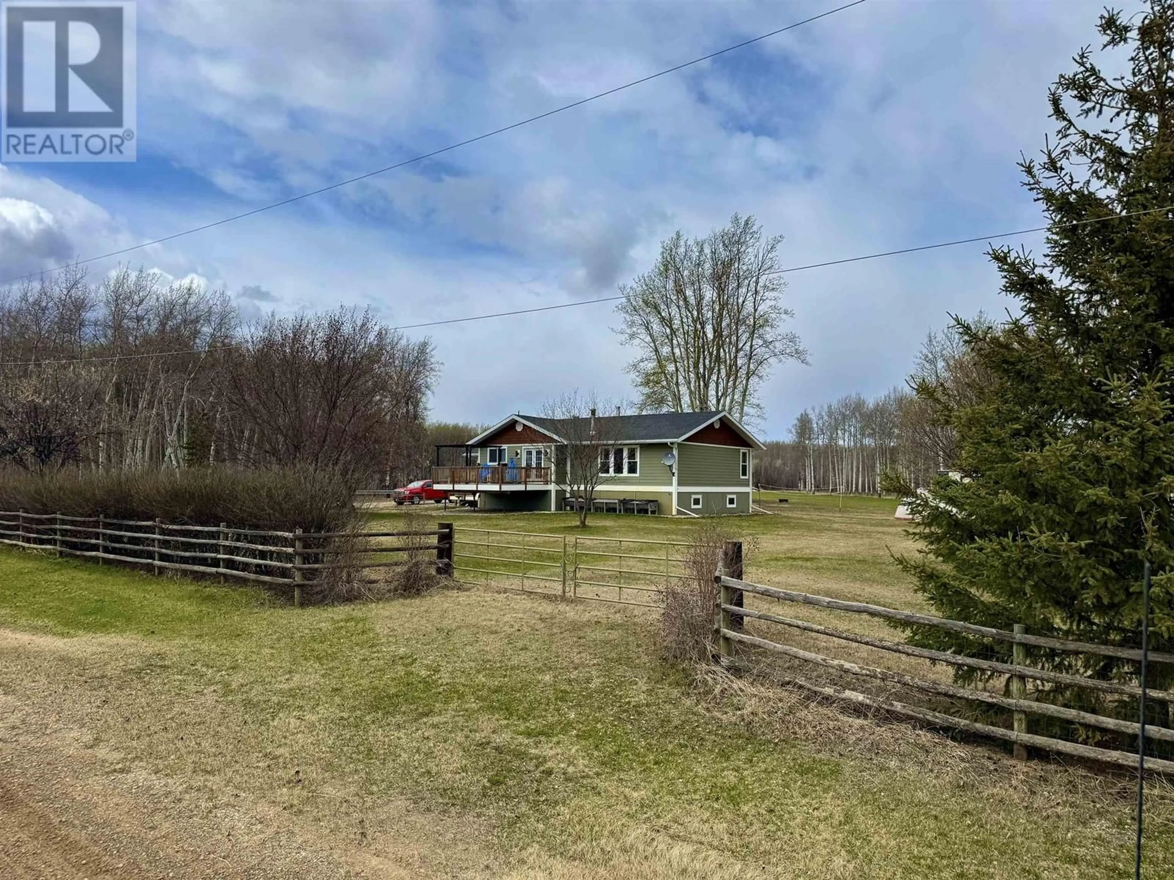 A pic from outside/outdoor area/front of a property/back of a property/a pic from drone, unknown for 1016 240 ROAD, Fort St. John British Columbia V0C1K0