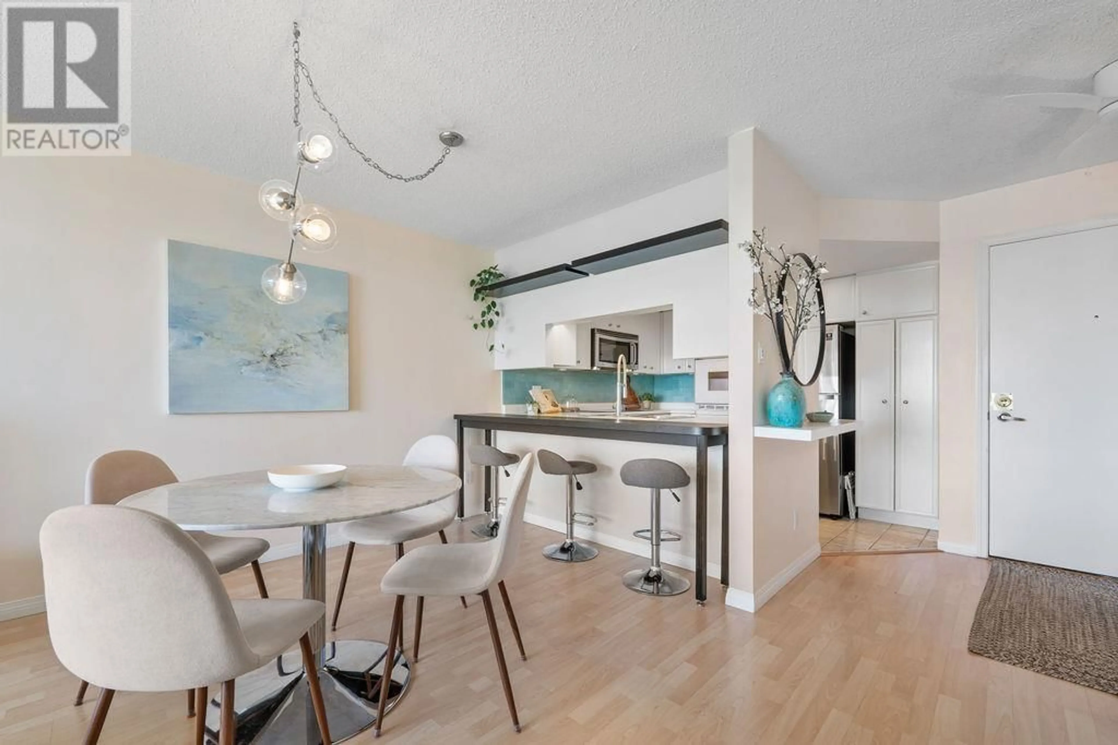Open concept kitchen, unknown for 502 - 1065 QUAYSIDE DRIVE, New Westminster British Columbia V3M1C5