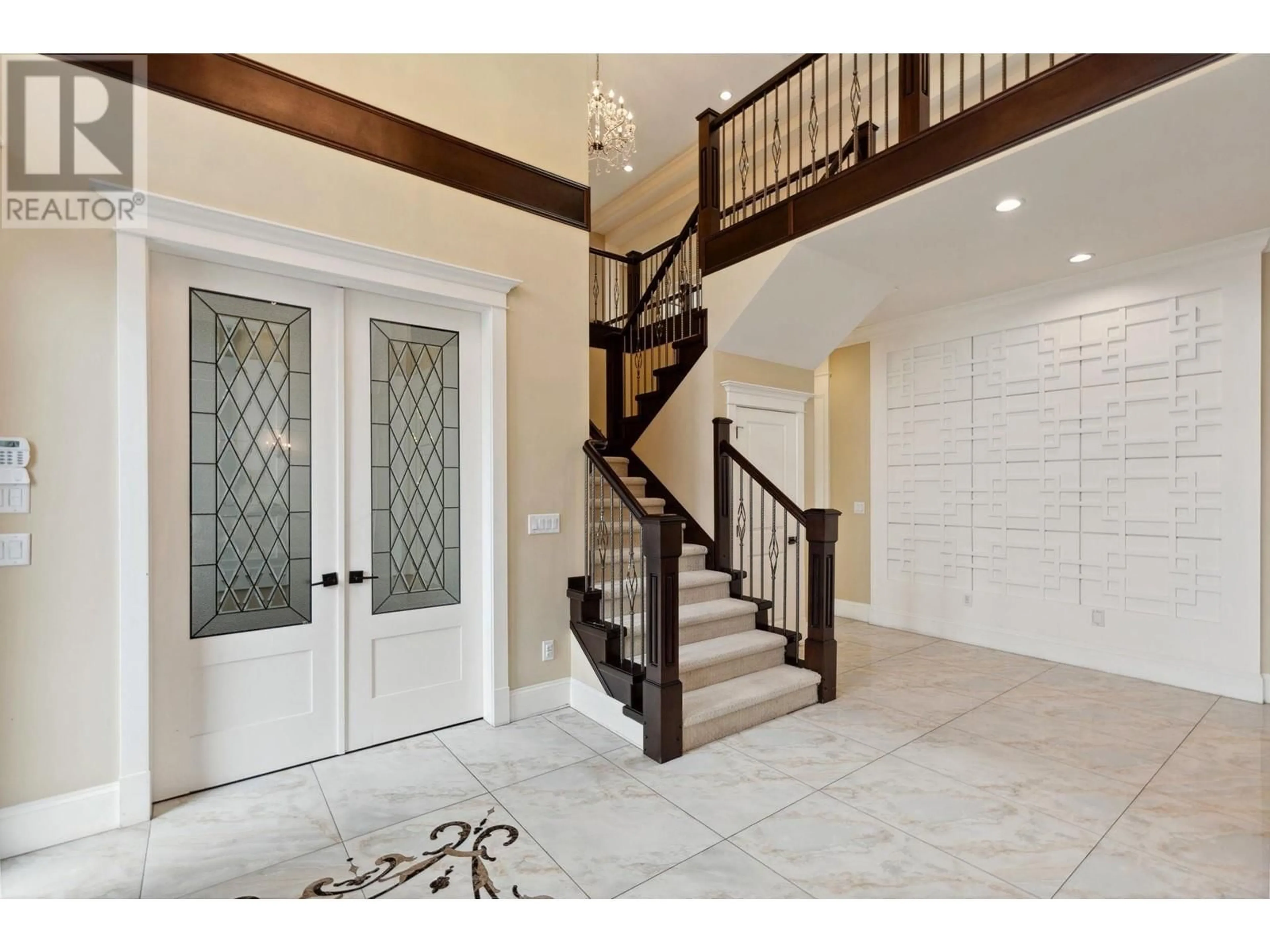 Indoor entryway for 4720 WEBSTER ROAD, Richmond British Columbia V7C1L3