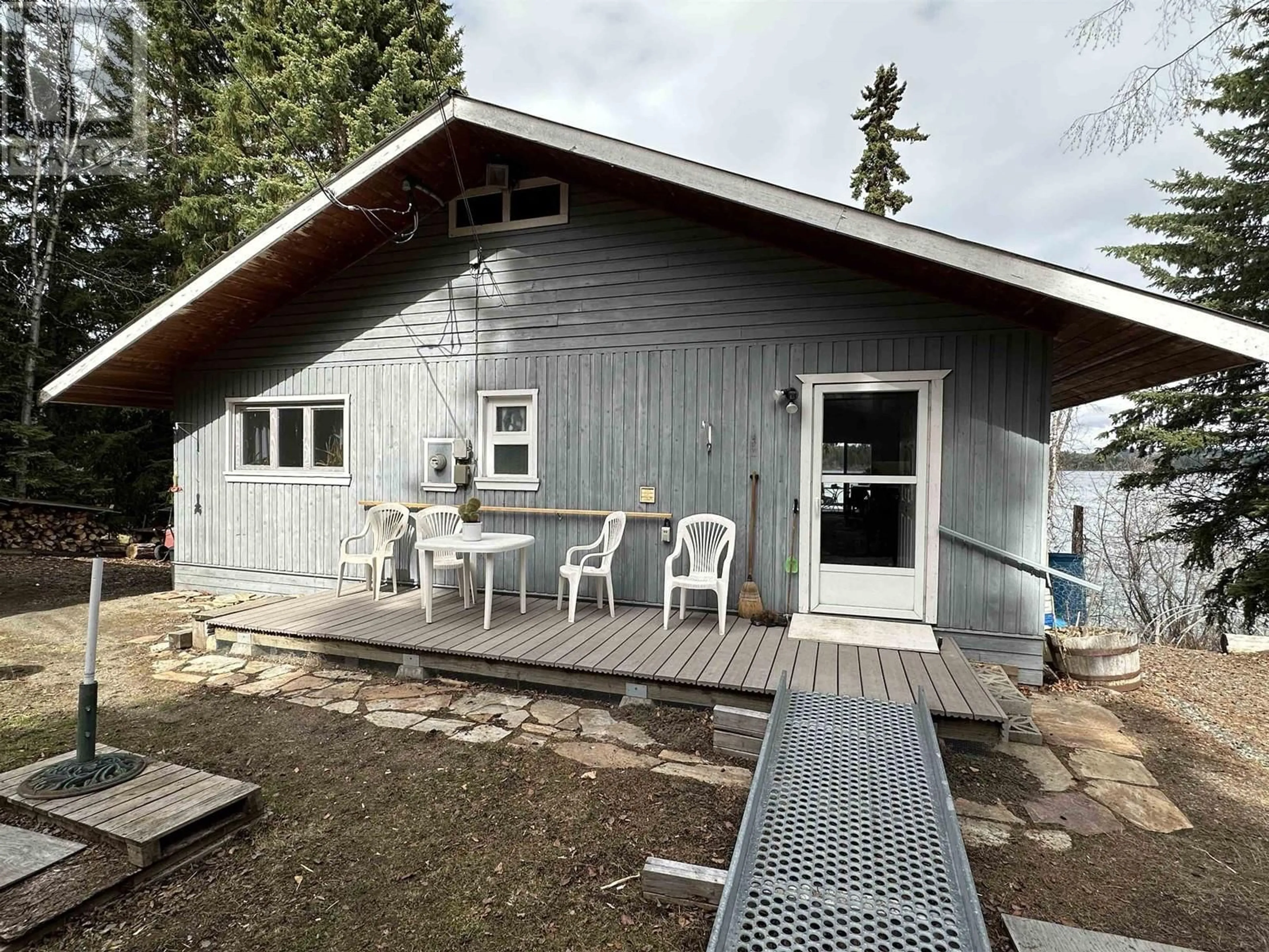 Patio, unknown for 7477 GREENALL ROAD, Bridge Lake British Columbia V0K1E0