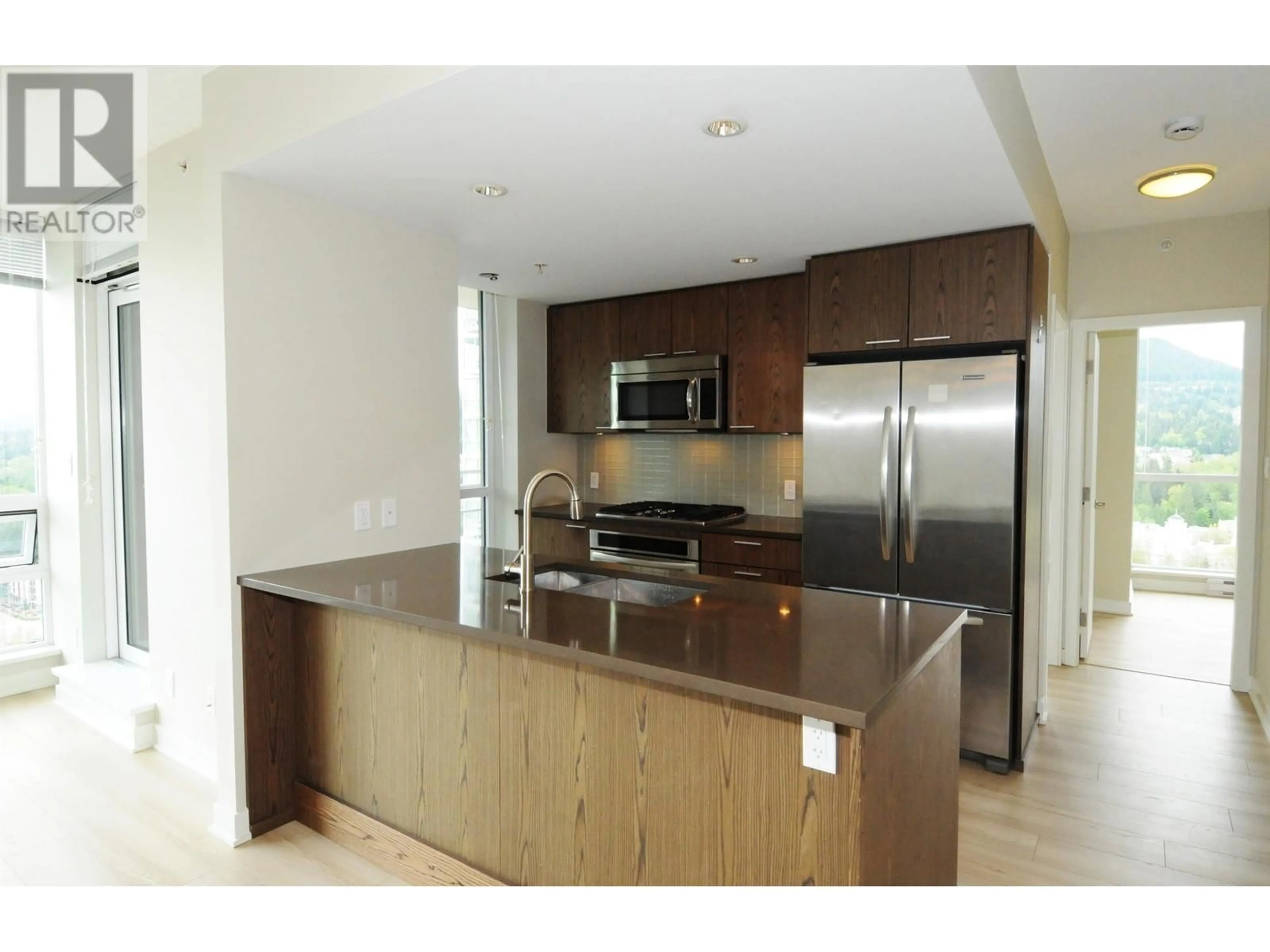 Open concept kitchen, unknown for 2808 - 2975 ATLANTIC AVENUE, Coquitlam British Columbia V3B0C5