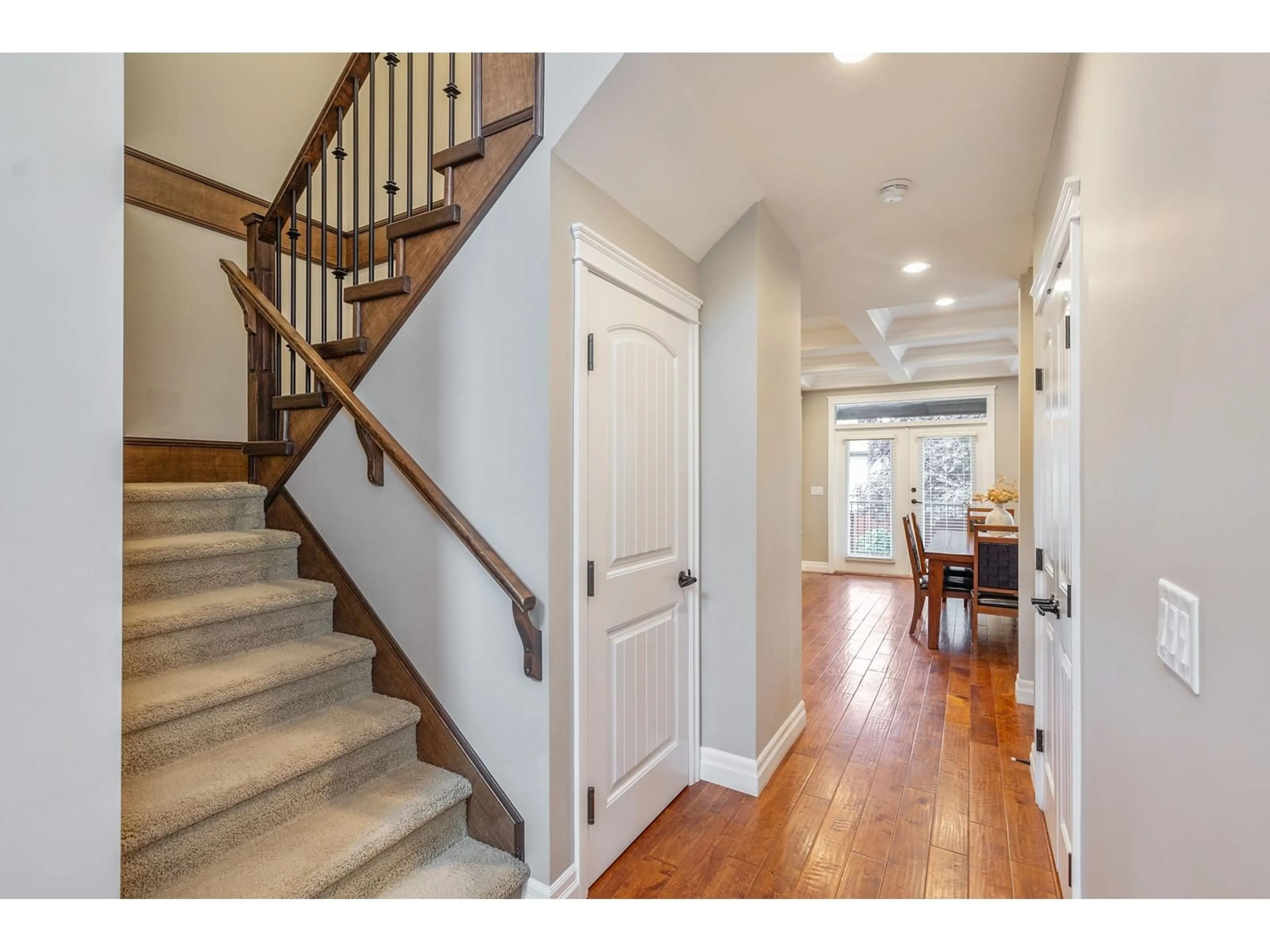 Indoor entryway for 22 174, Surrey British Columbia V3Z9P3