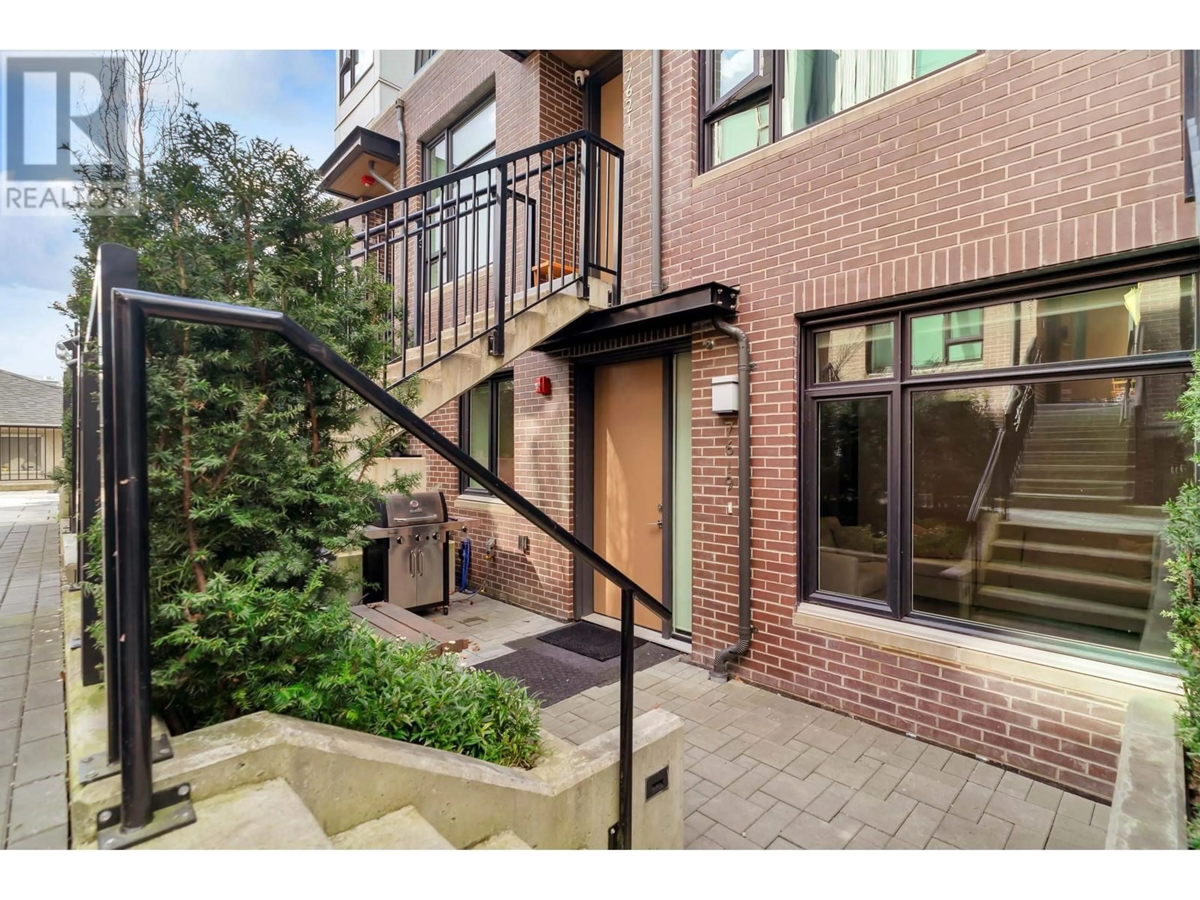 Home with brick exterior material, street for 17 - 7619 YUKON STREET, Vancouver British Columbia V5X2Y4