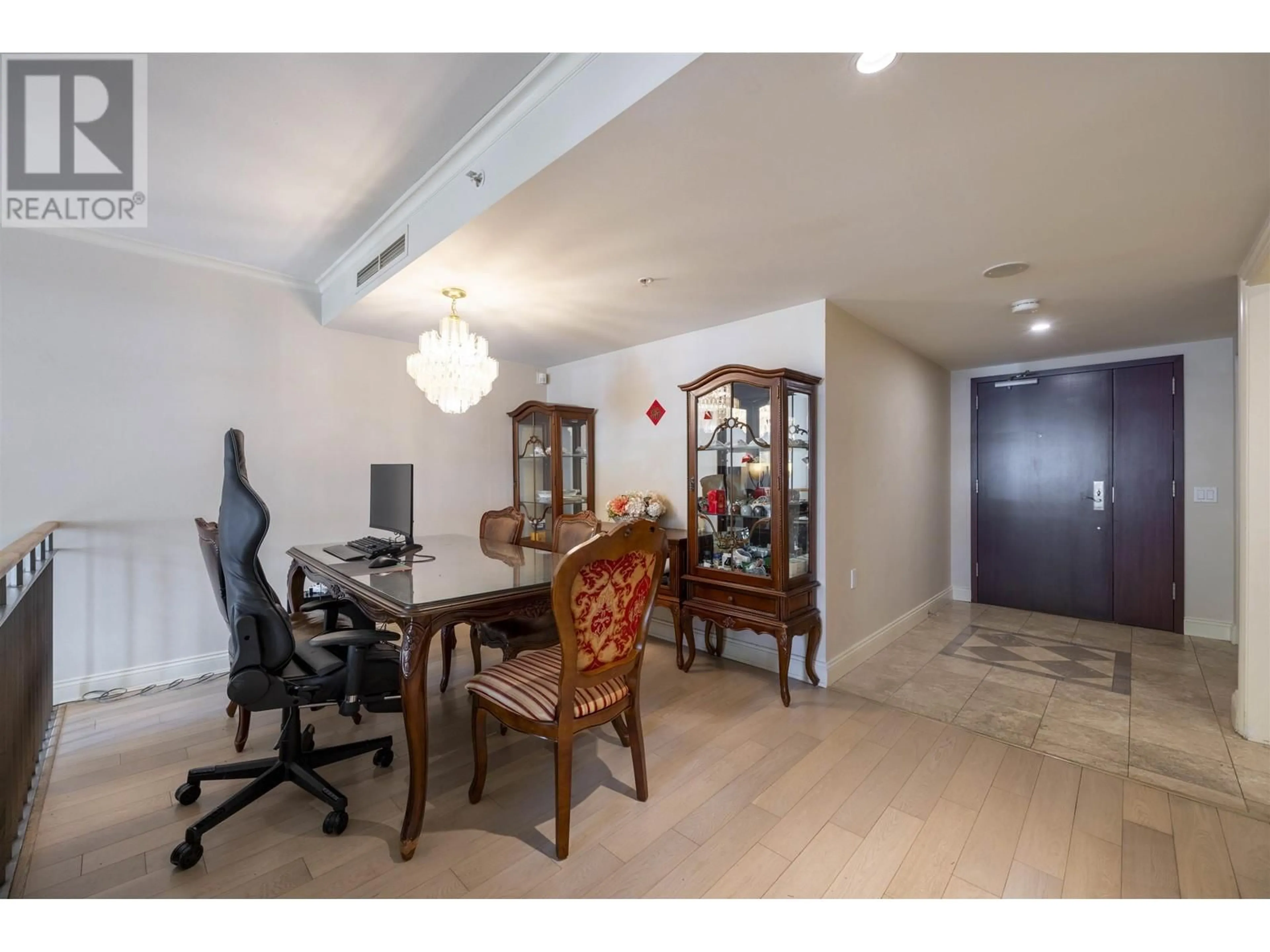 Unknown for 205 - 638 45TH AVENUE, Vancouver British Columbia V5Z4R8