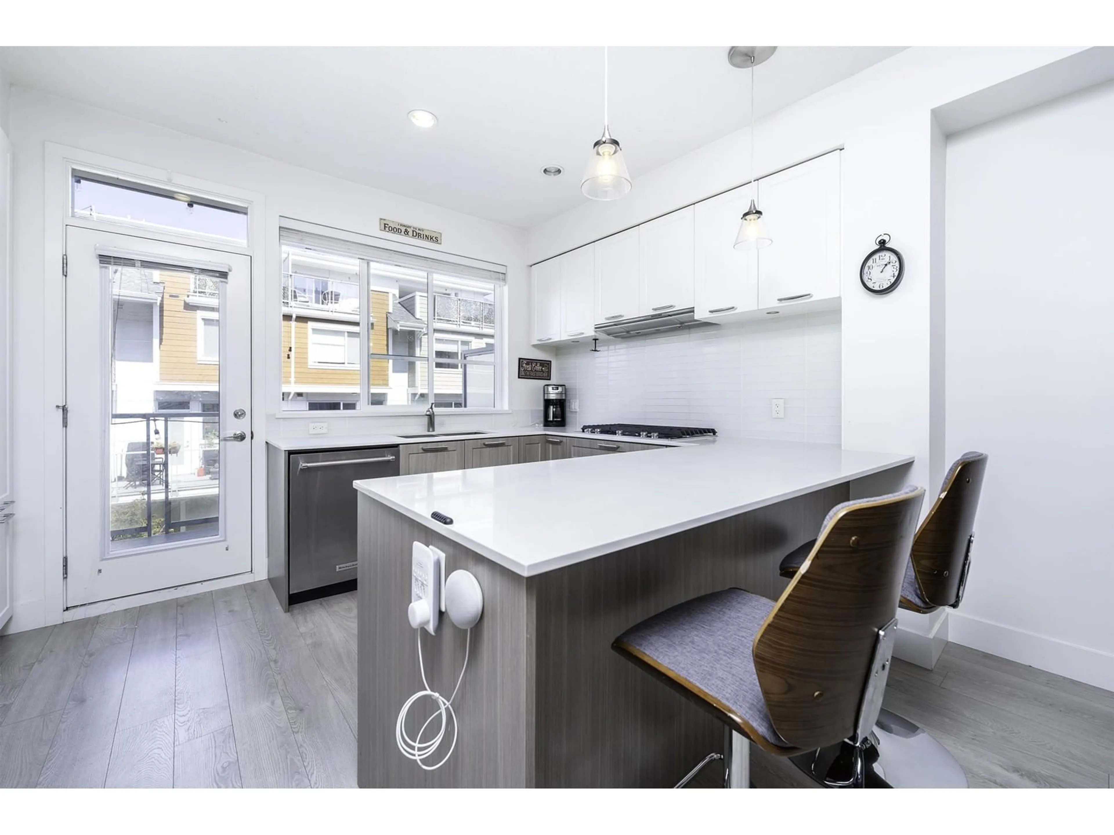 Open concept kitchen, unknown for 3 - 2978 159TH, Surrey British Columbia V3S0Y3