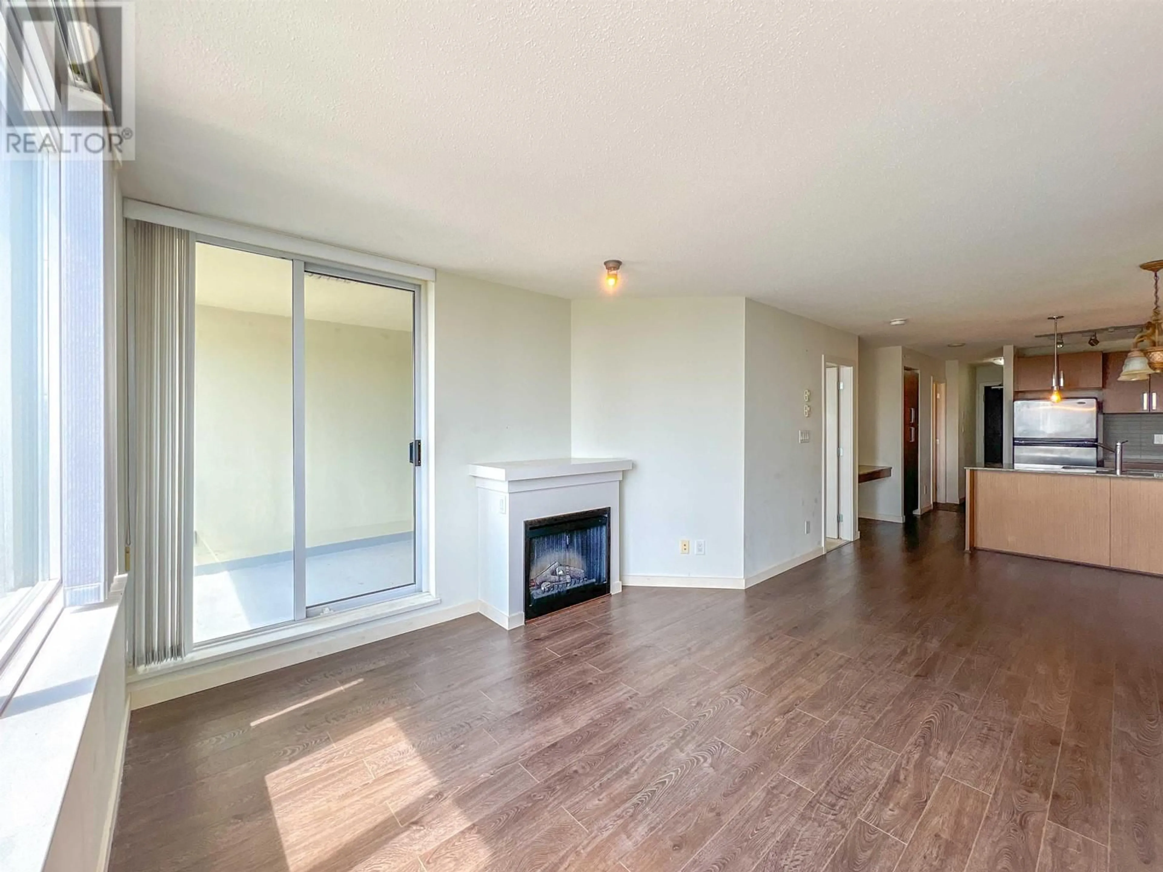 A pic of a room for 1507 - 9888 CAMERON STREET, Burnaby British Columbia V3J0A4