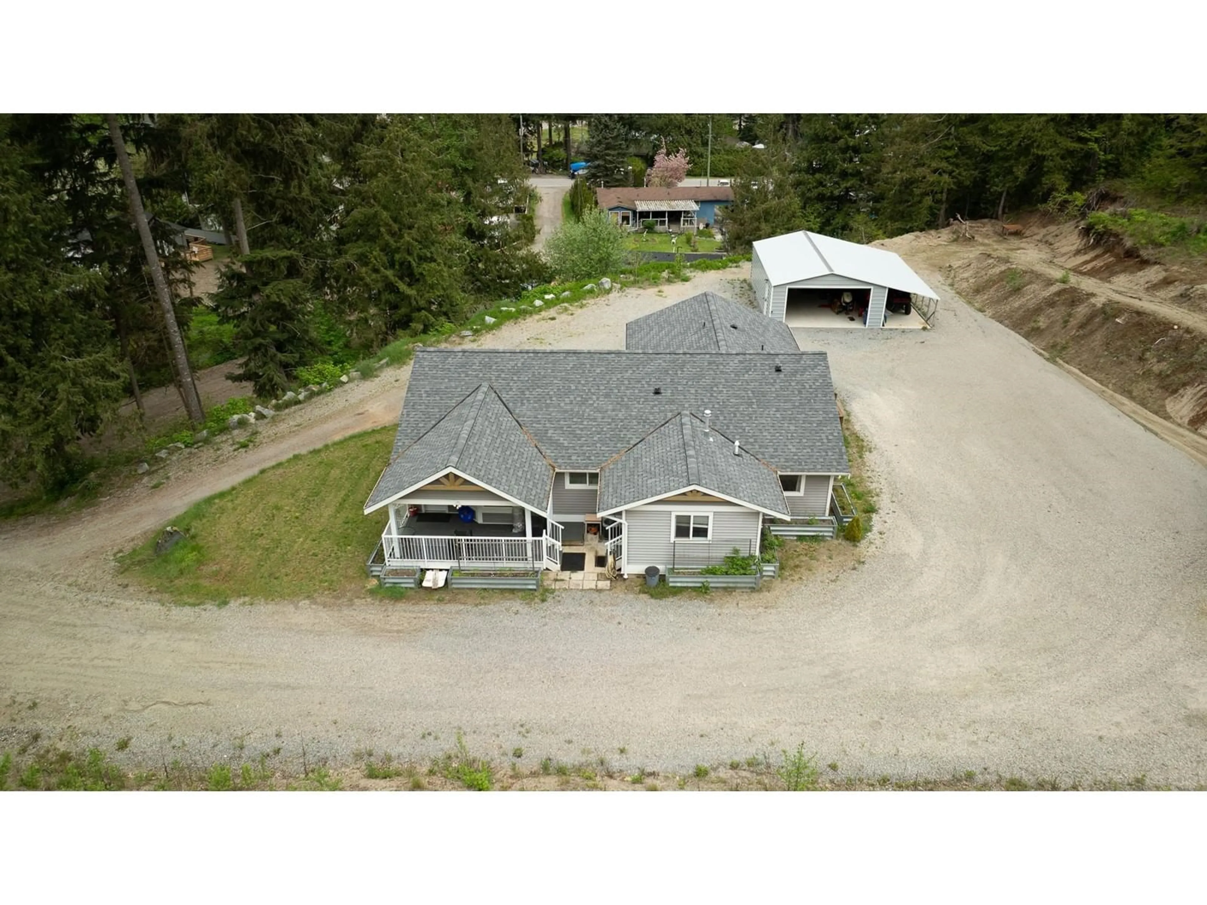 A pic from outside/outdoor area/front of a property/back of a property/a pic from drone, unknown for 63666 OLD YALE ROAD, Hope British Columbia V0X1L2