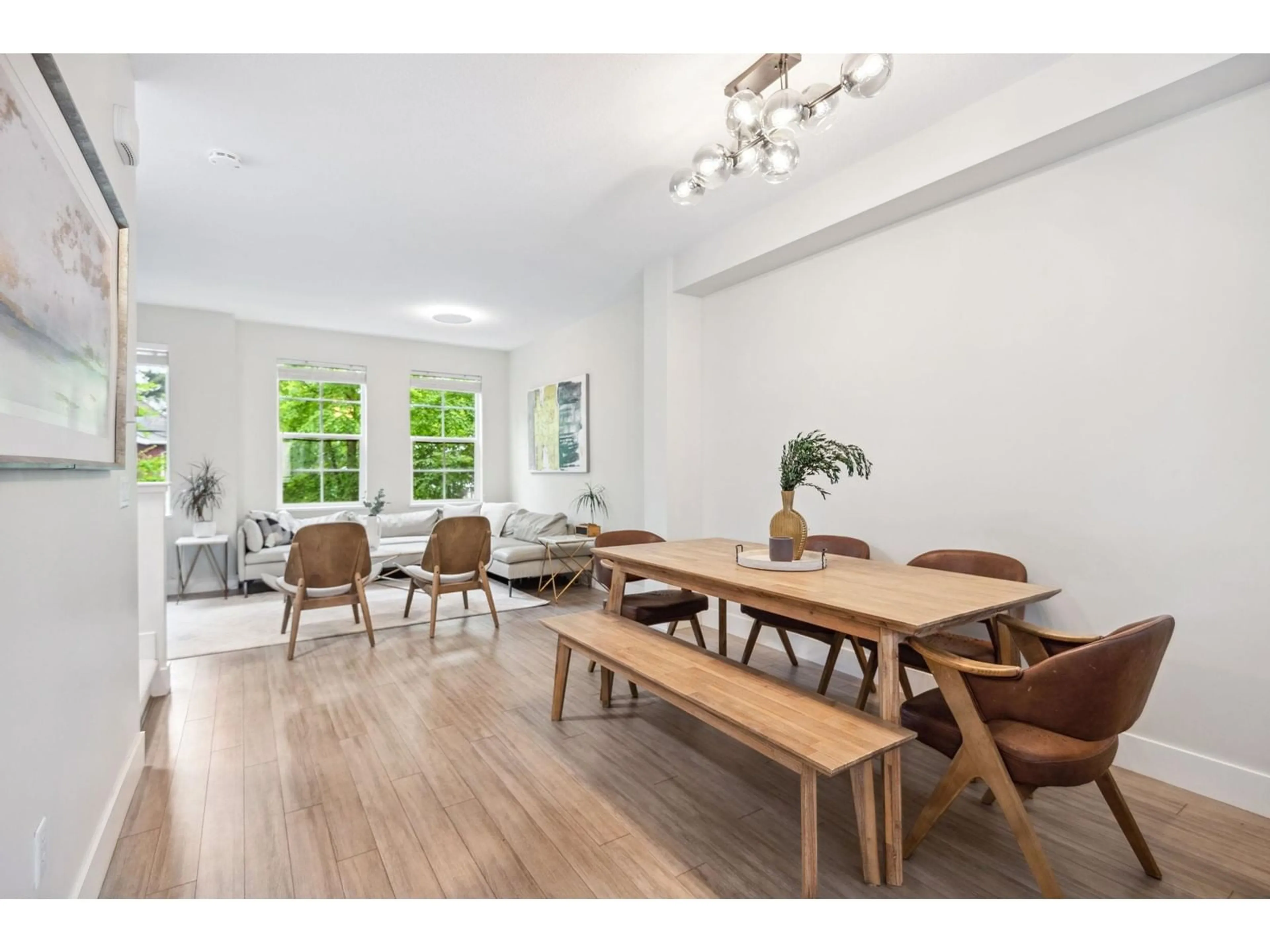 Dining room, wood/laminate floor for 13 - 3399 151, Surrey British Columbia V3S0L3