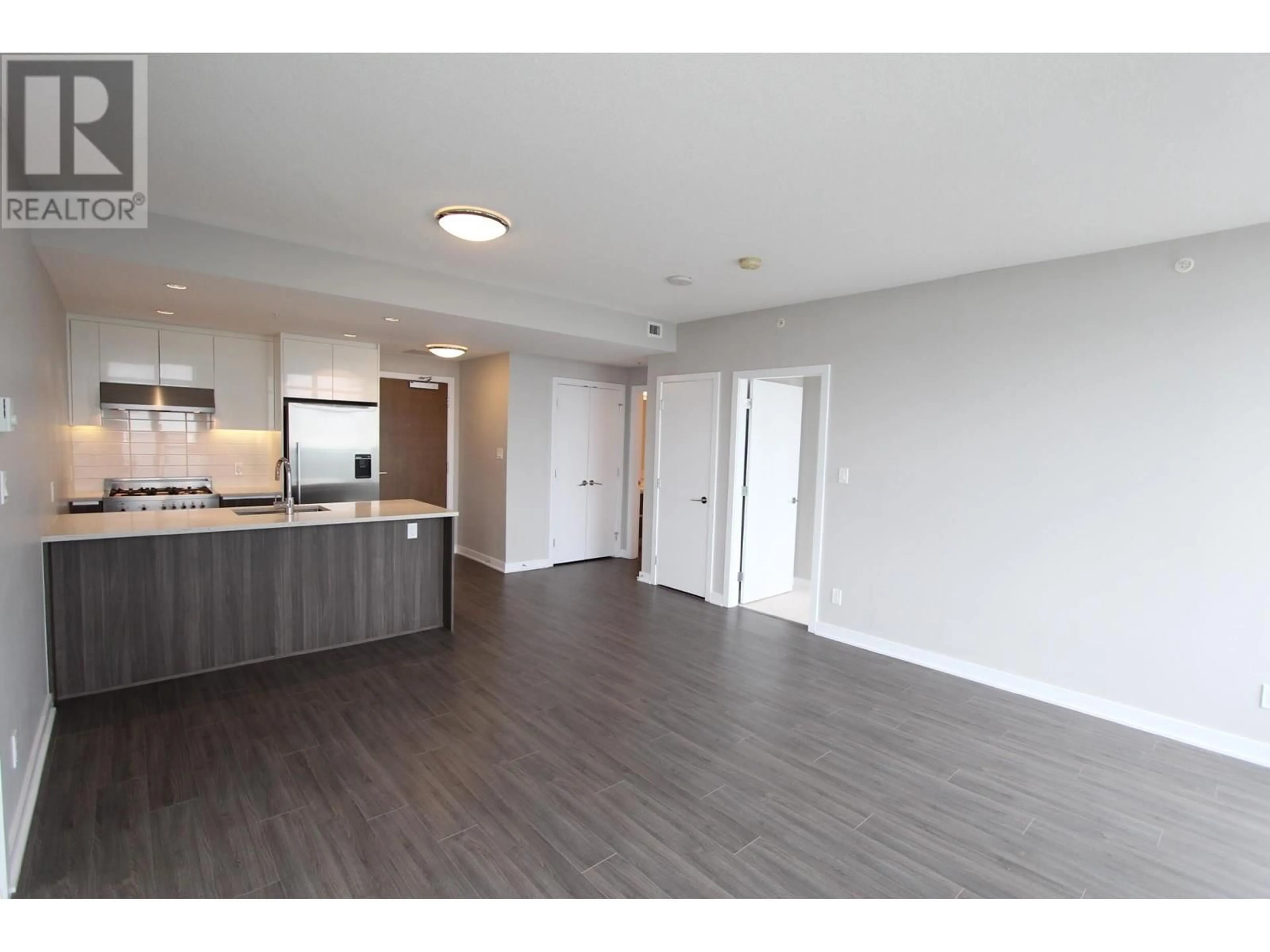Unknown for 2701 - 4900 LENNOX LANE, Burnaby British Columbia V5H0G9