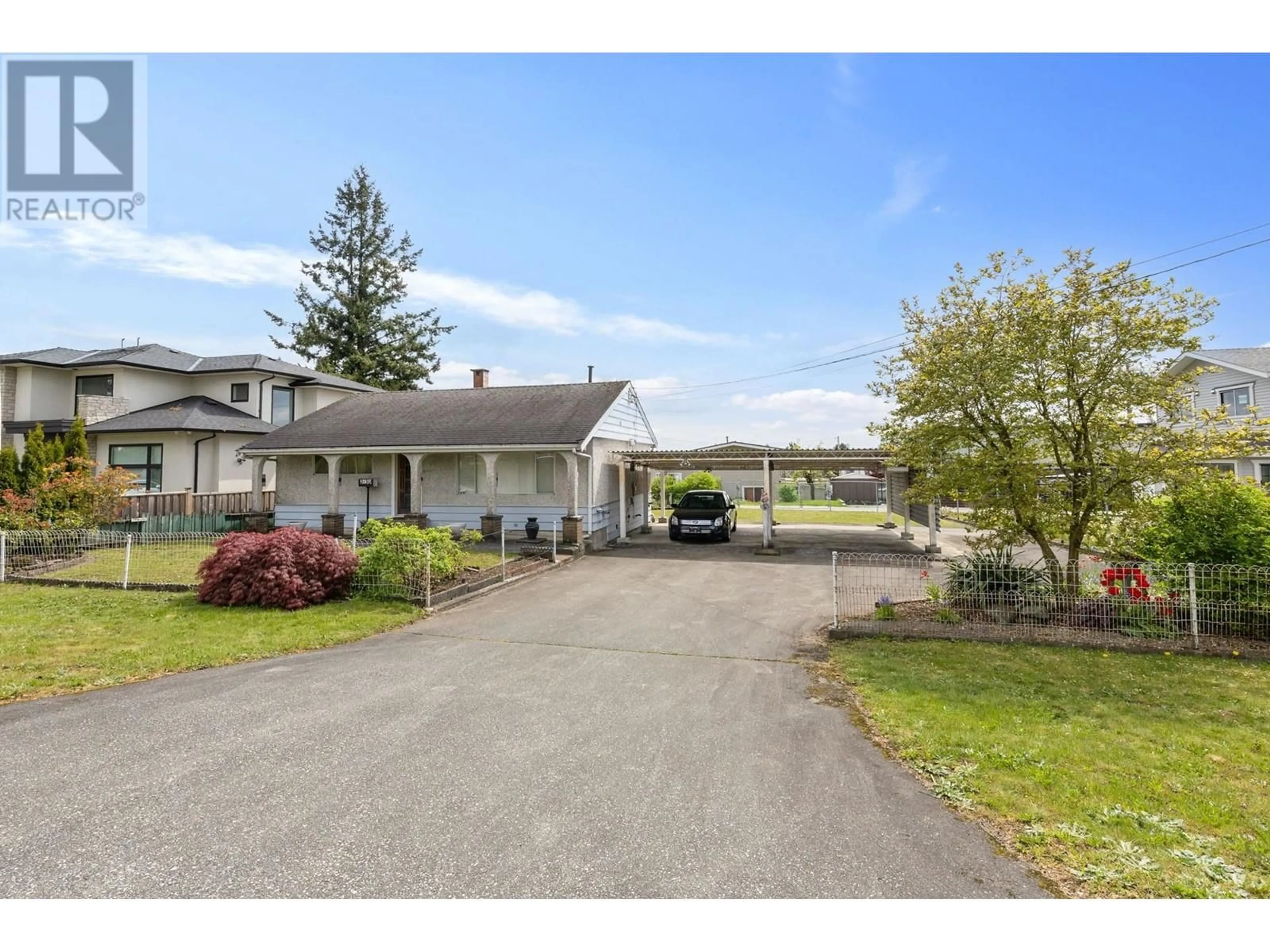 A pic from outside/outdoor area/front of a property/back of a property/a pic from drone, water/lake/river/ocean view for 2130 CRAIGEN AVENUE, Coquitlam British Columbia V3K1W6