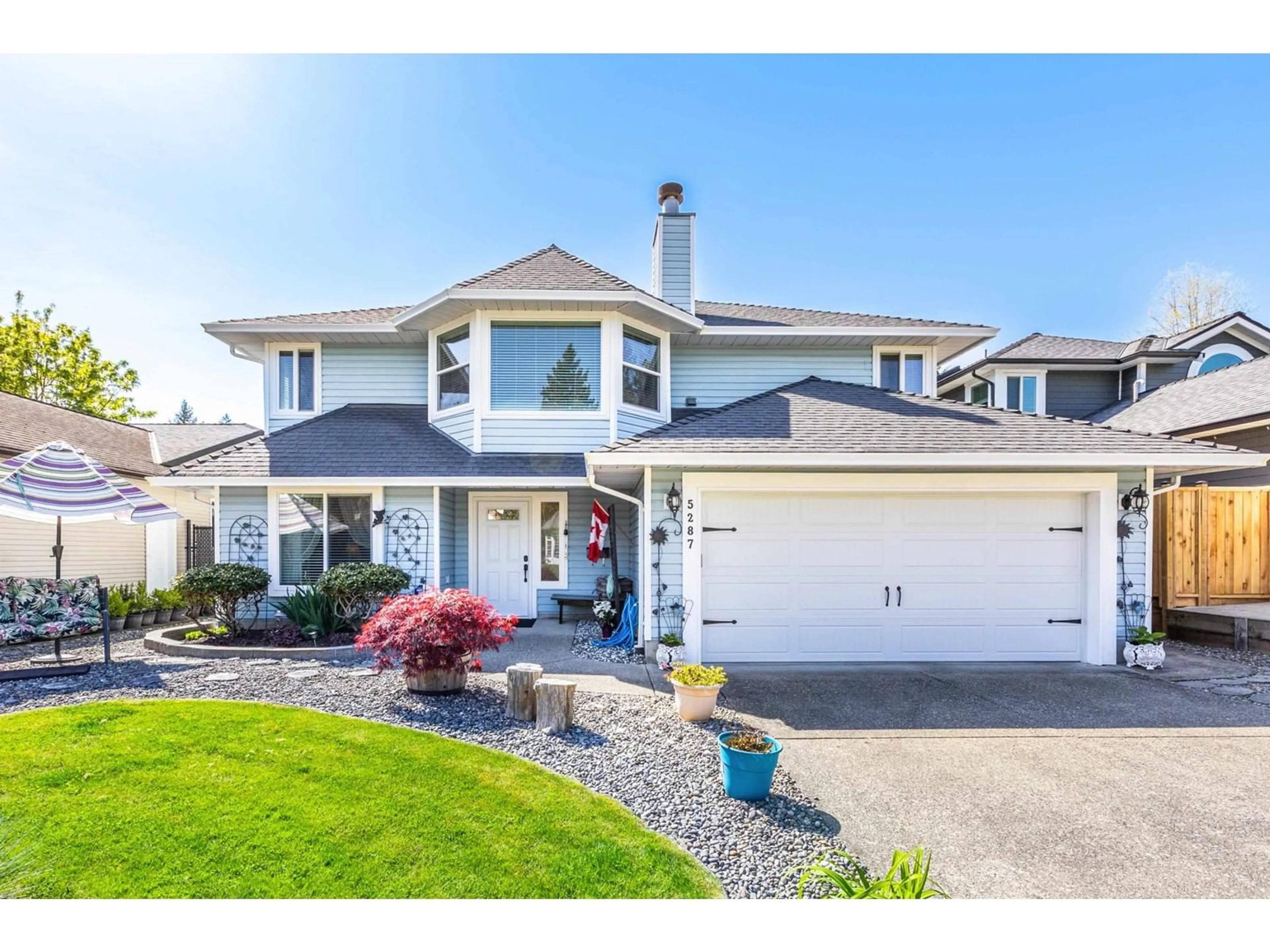 Home with vinyl exterior material, street for 5287 197, Langley British Columbia V3A7X8