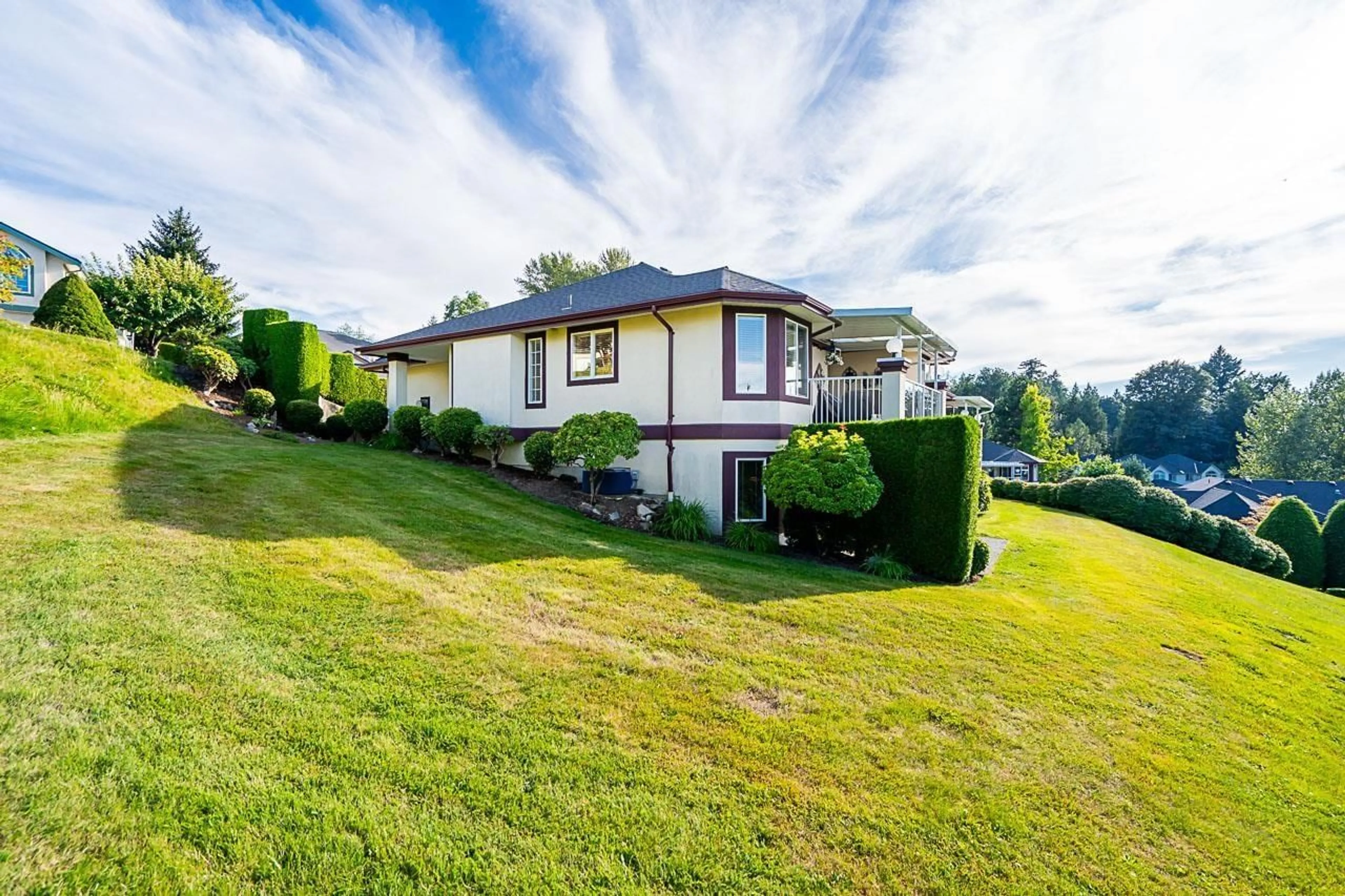 A pic from outside/outdoor area/front of a property/back of a property/a pic from drone, unknown for 49 - 32777 CHILCOTIN, Abbotsford British Columbia V2T5W4